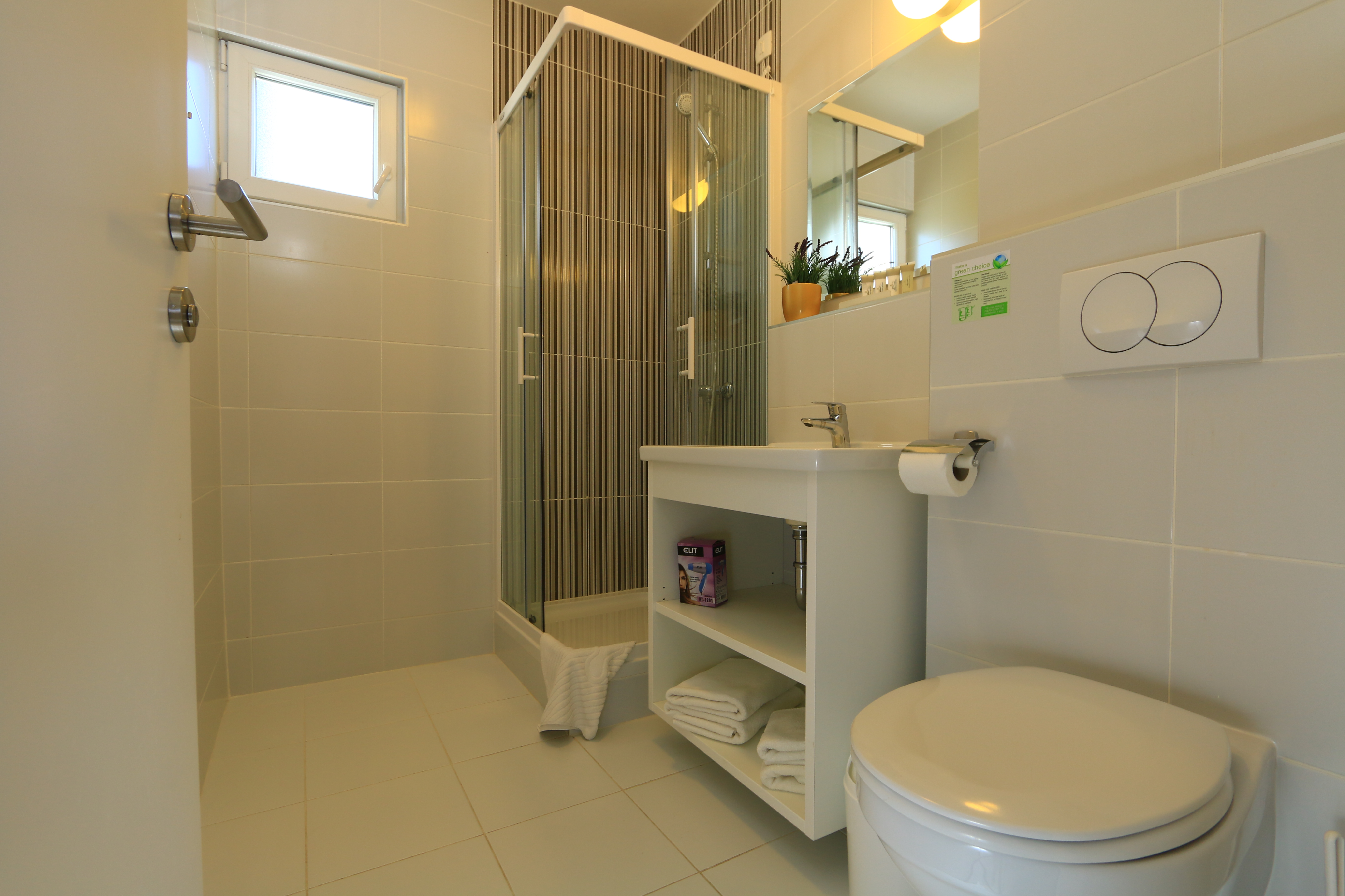 Apartment Capacity 4