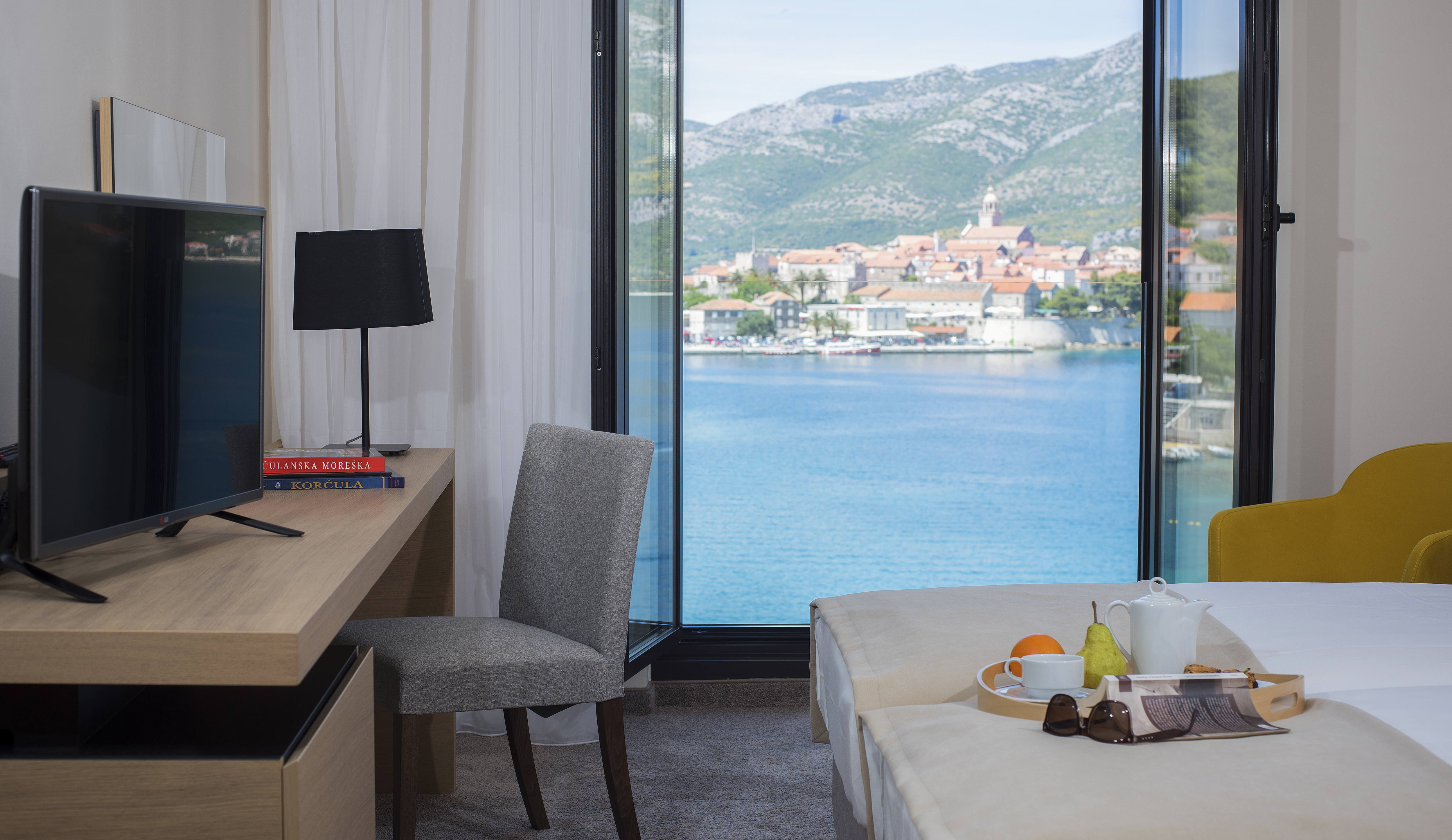 Double Side Sea View with Balcony