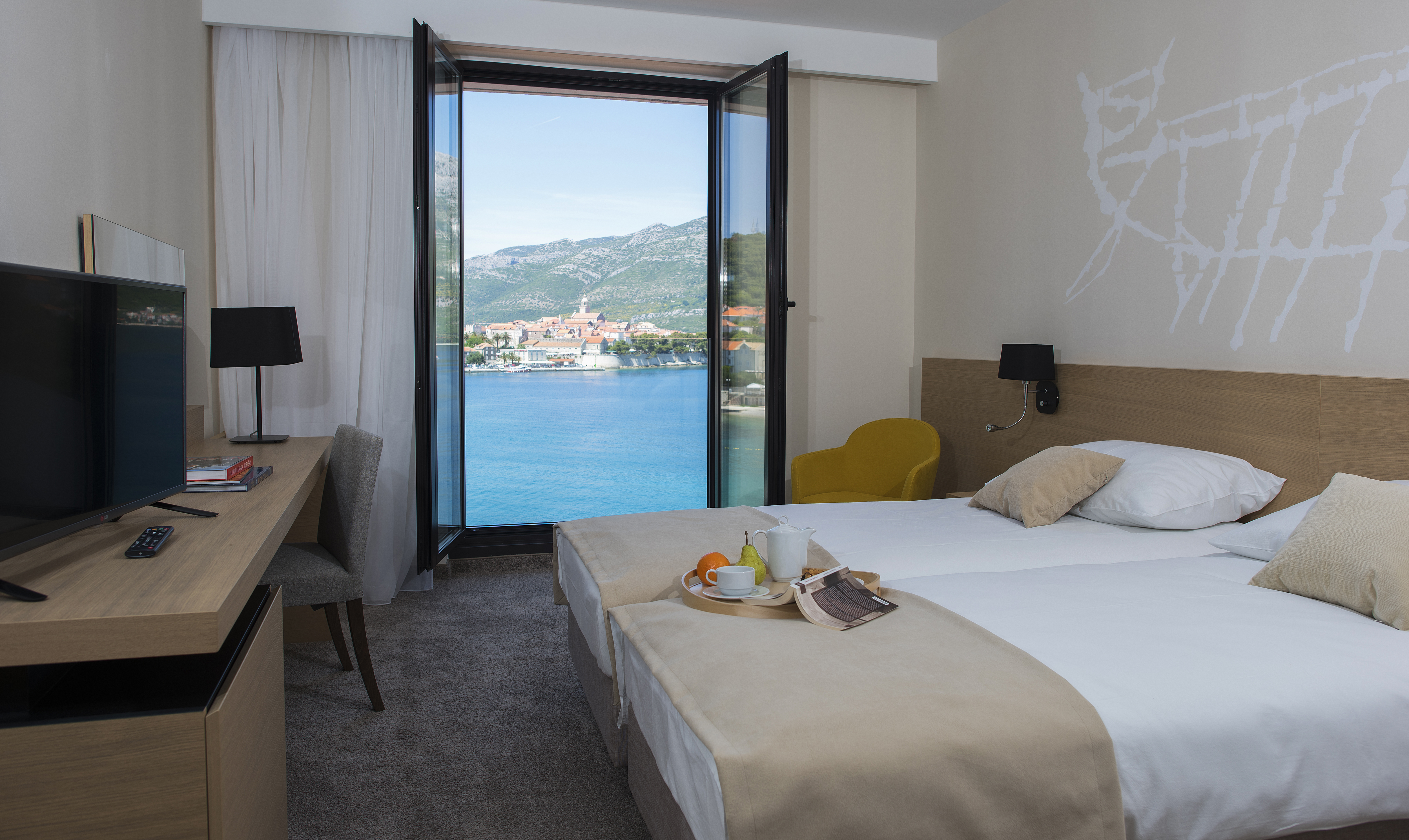 Double Side Sea View with Balcony