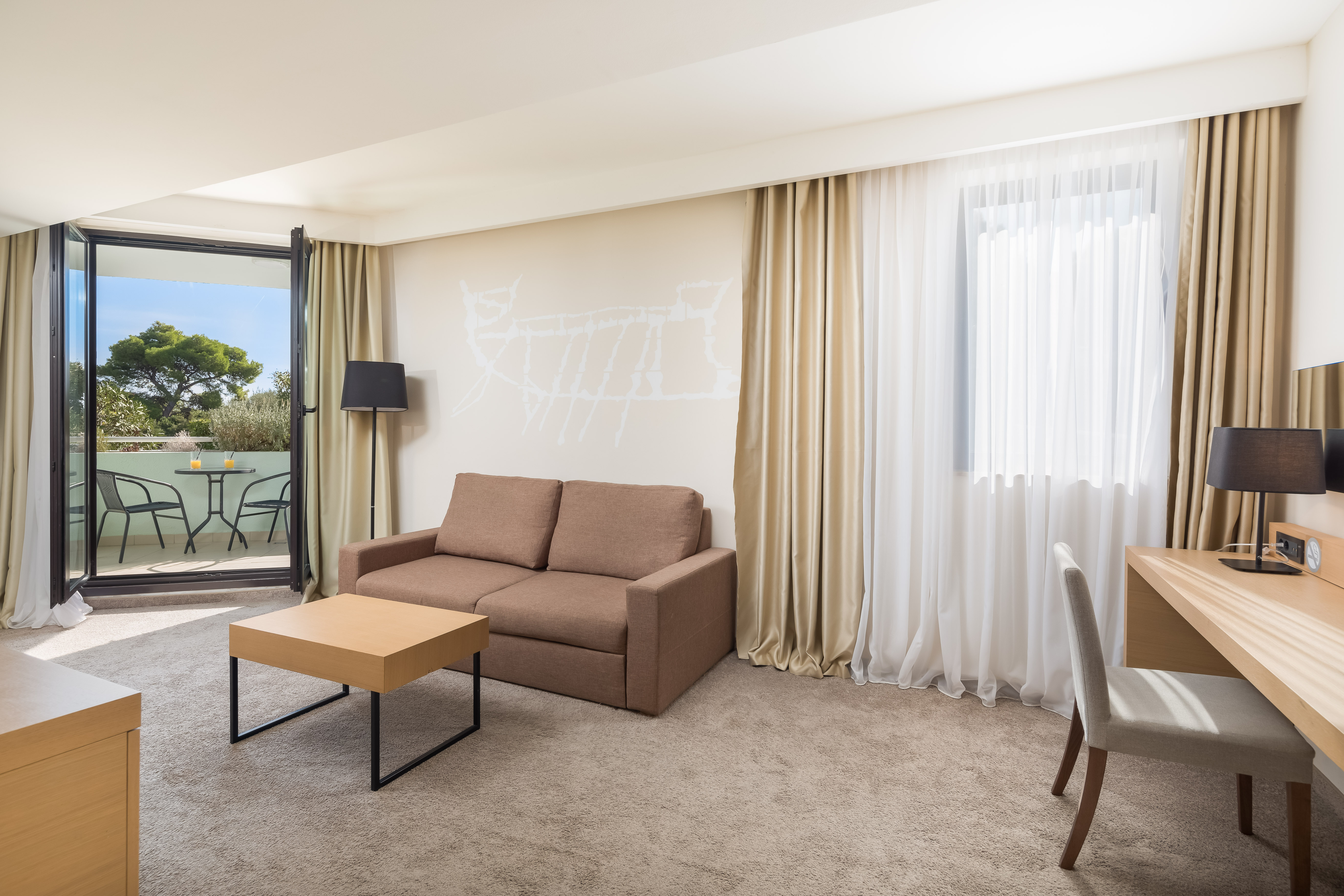 Suite Park View with Balcony