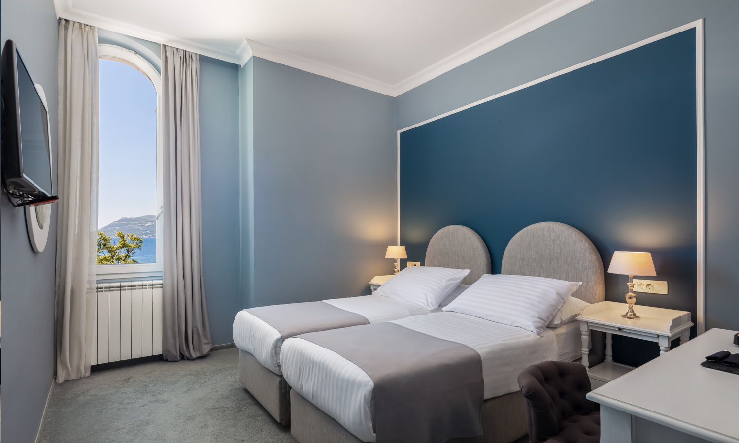 Double Side Sea View