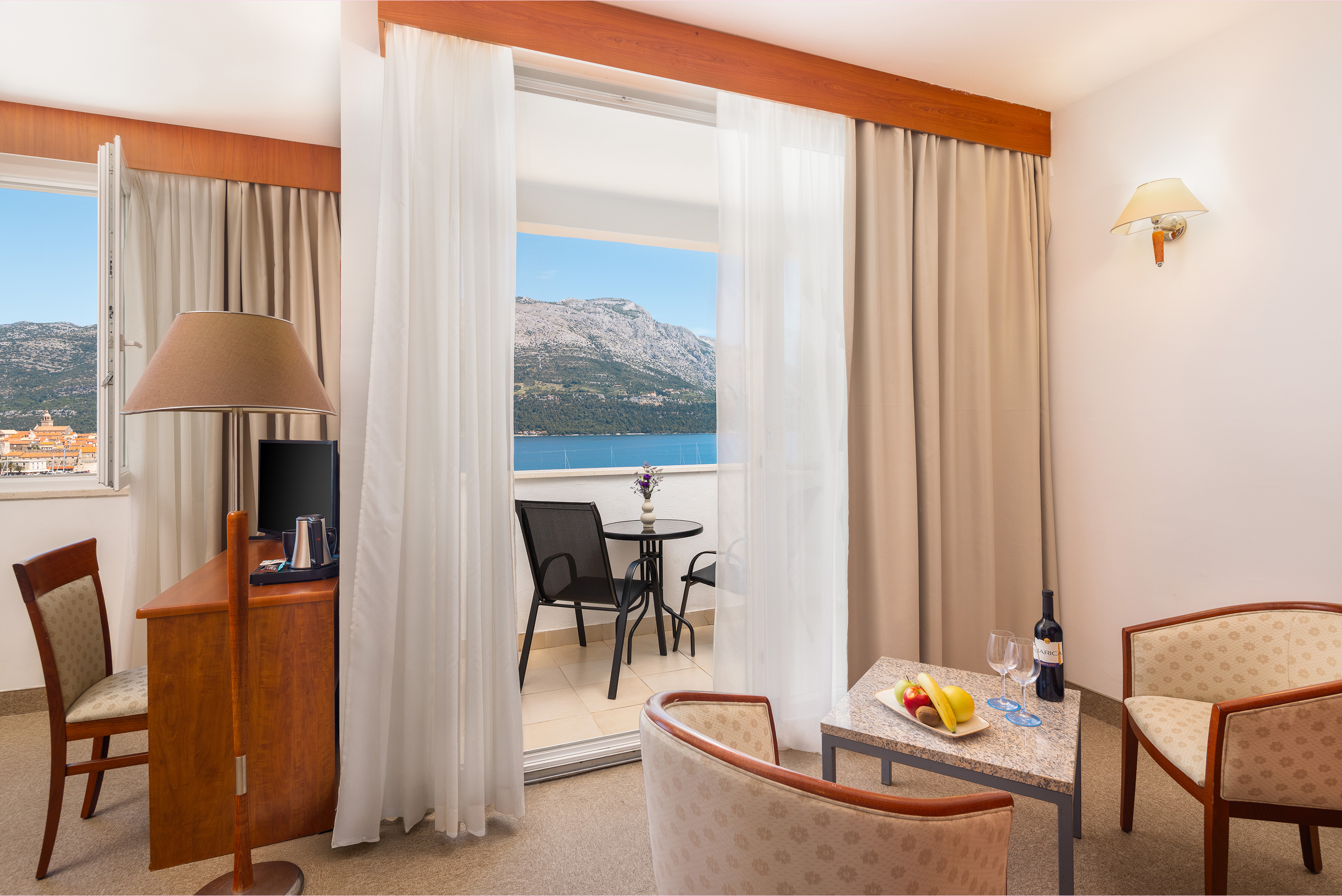 Junior Suite Side Sea View