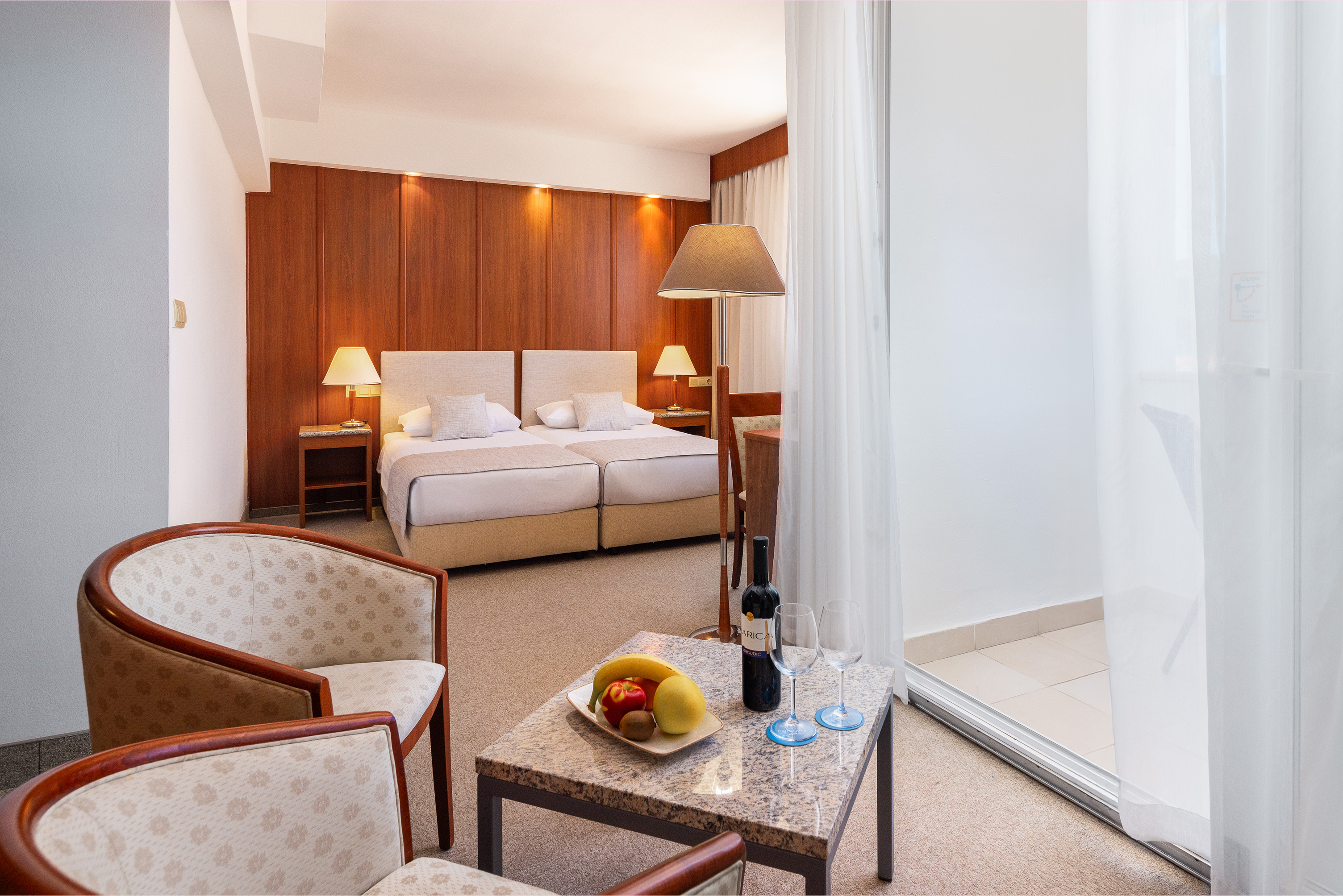 Junior Suite Side Sea View