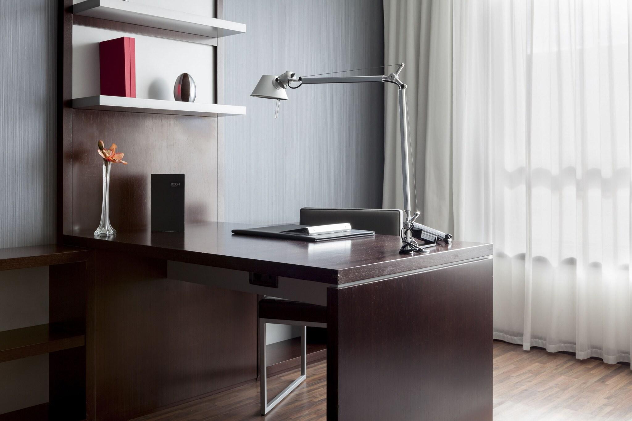 Double Superior King Bed