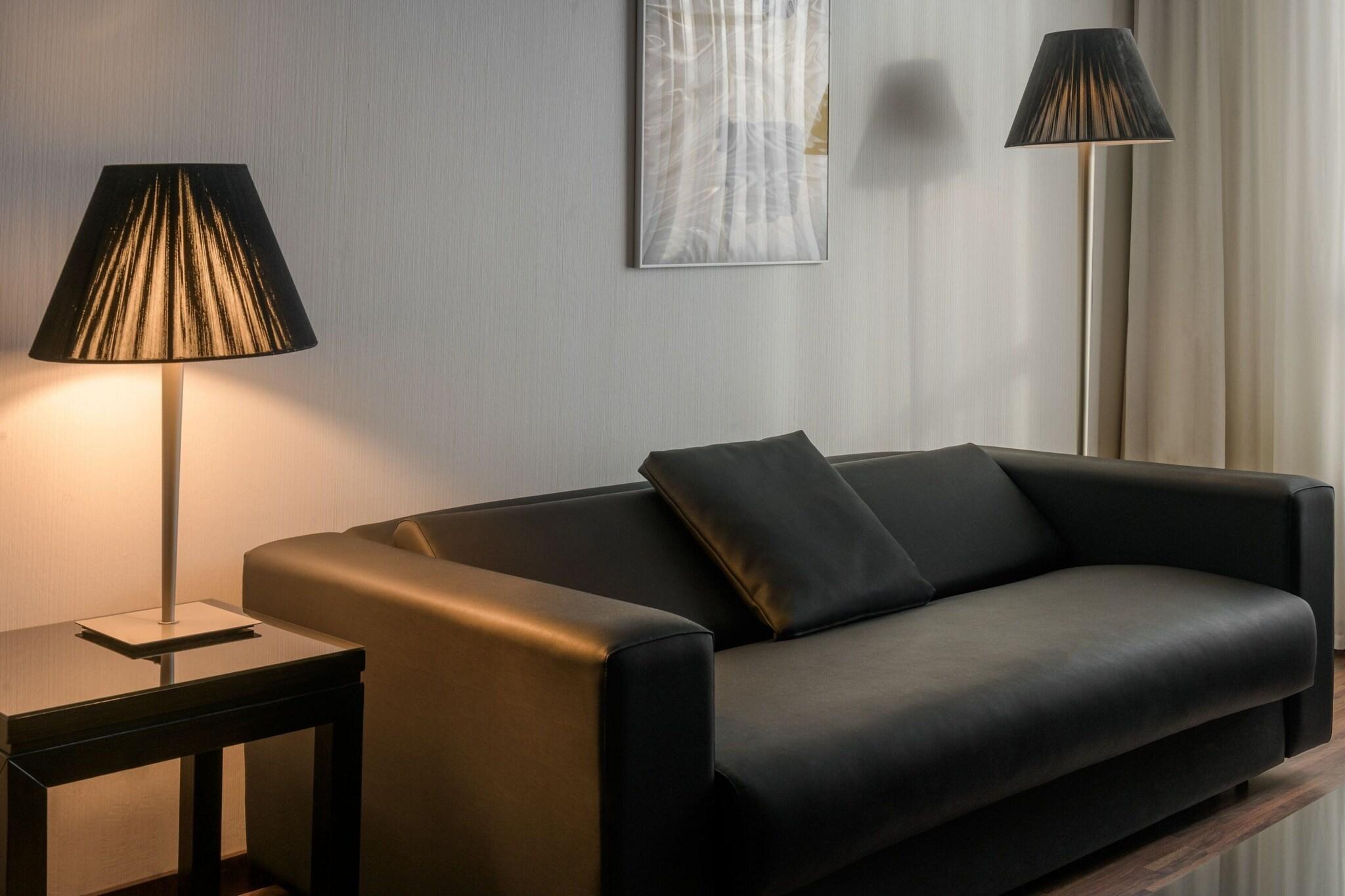 Double Superior King Bed