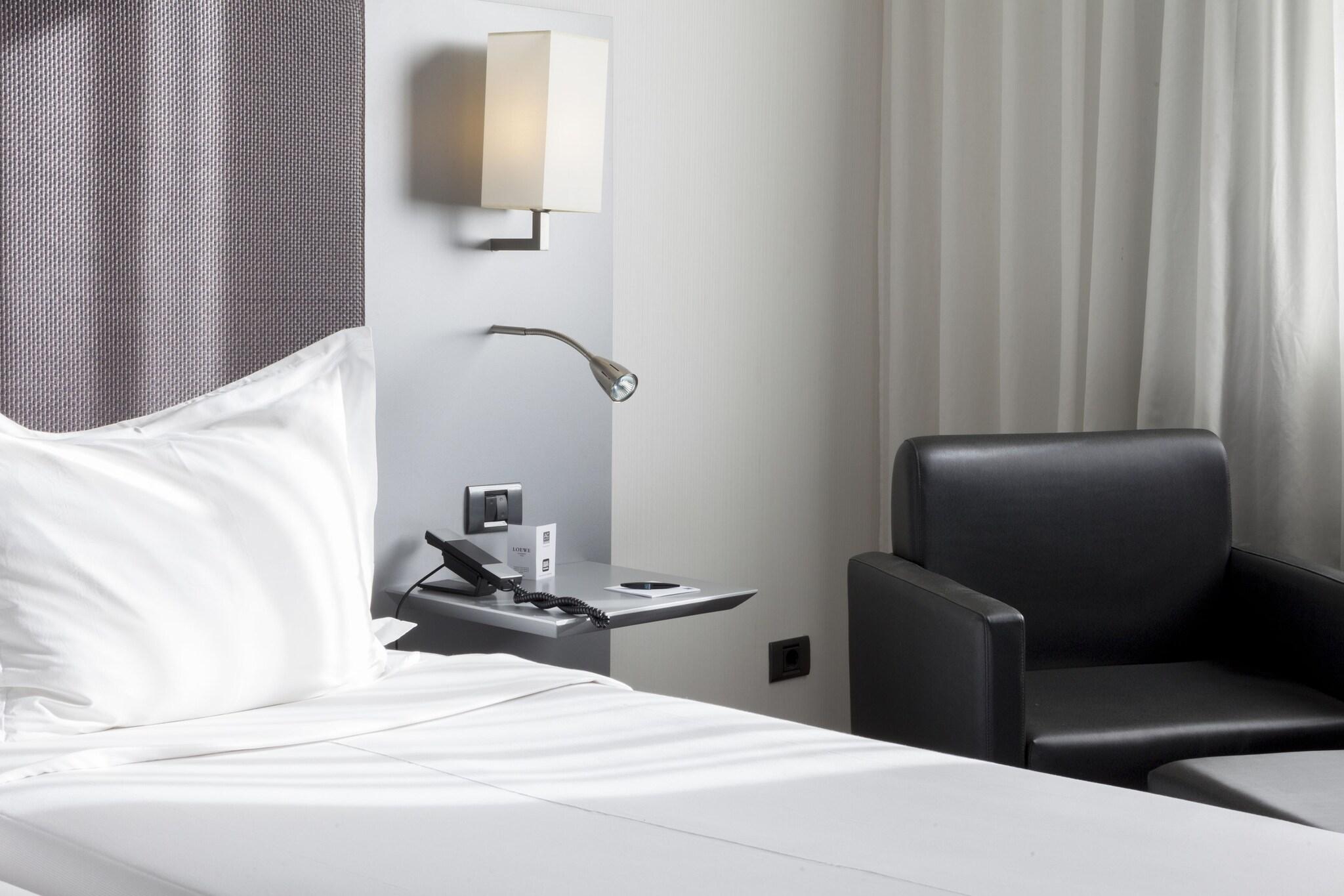 Double Queen Size Bed