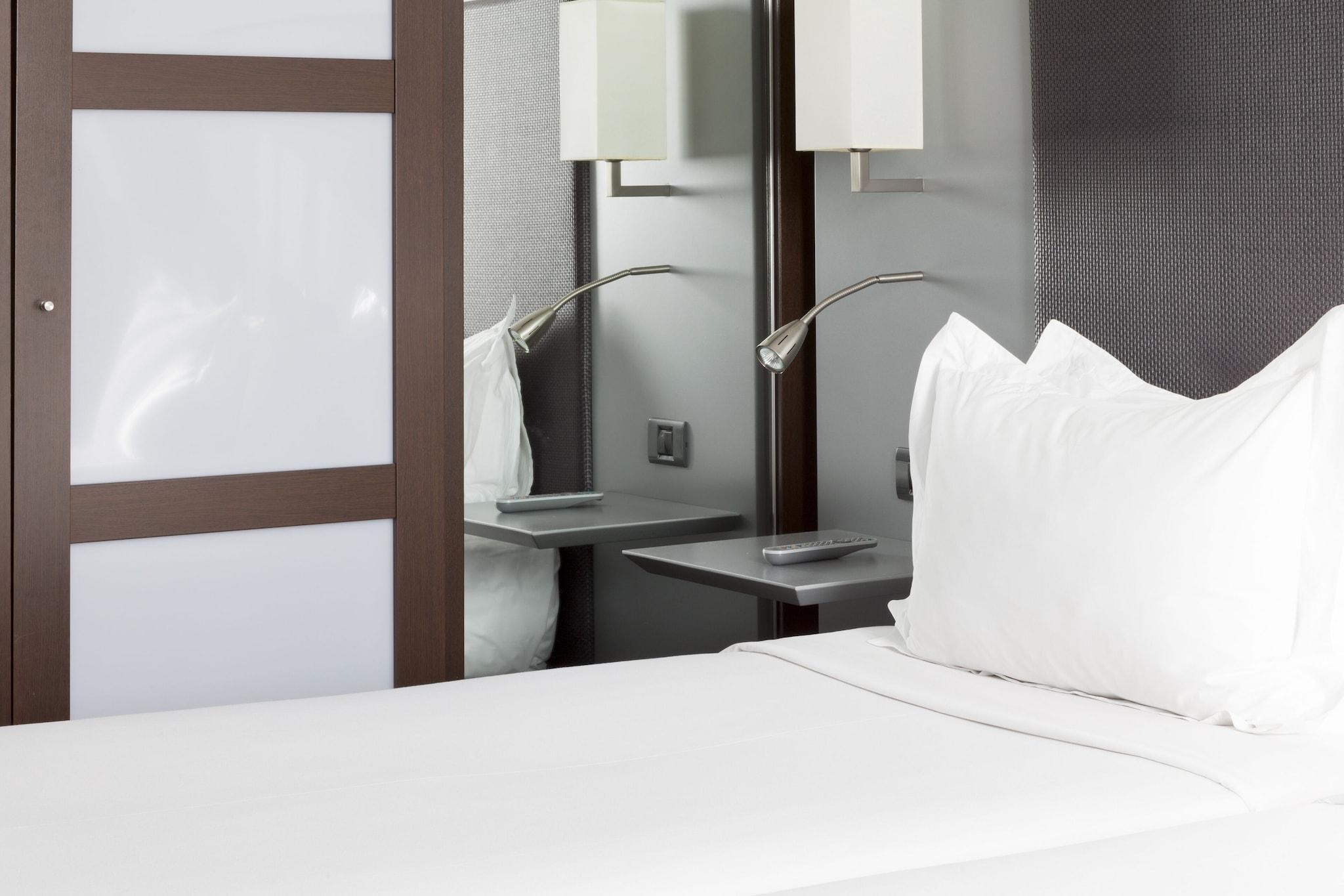 Double Queen Bed Non Smoking