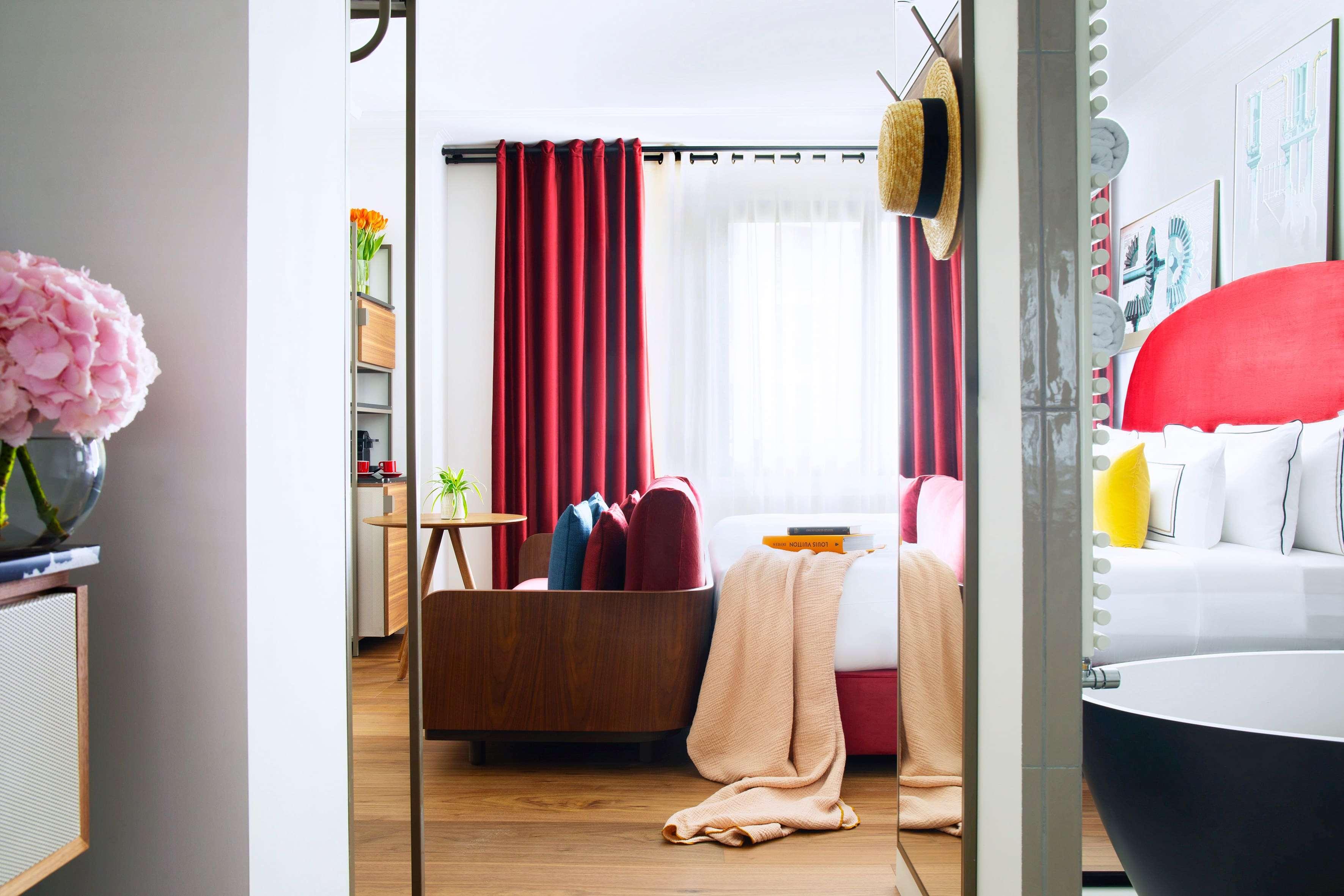 Double or Twin Deluxe