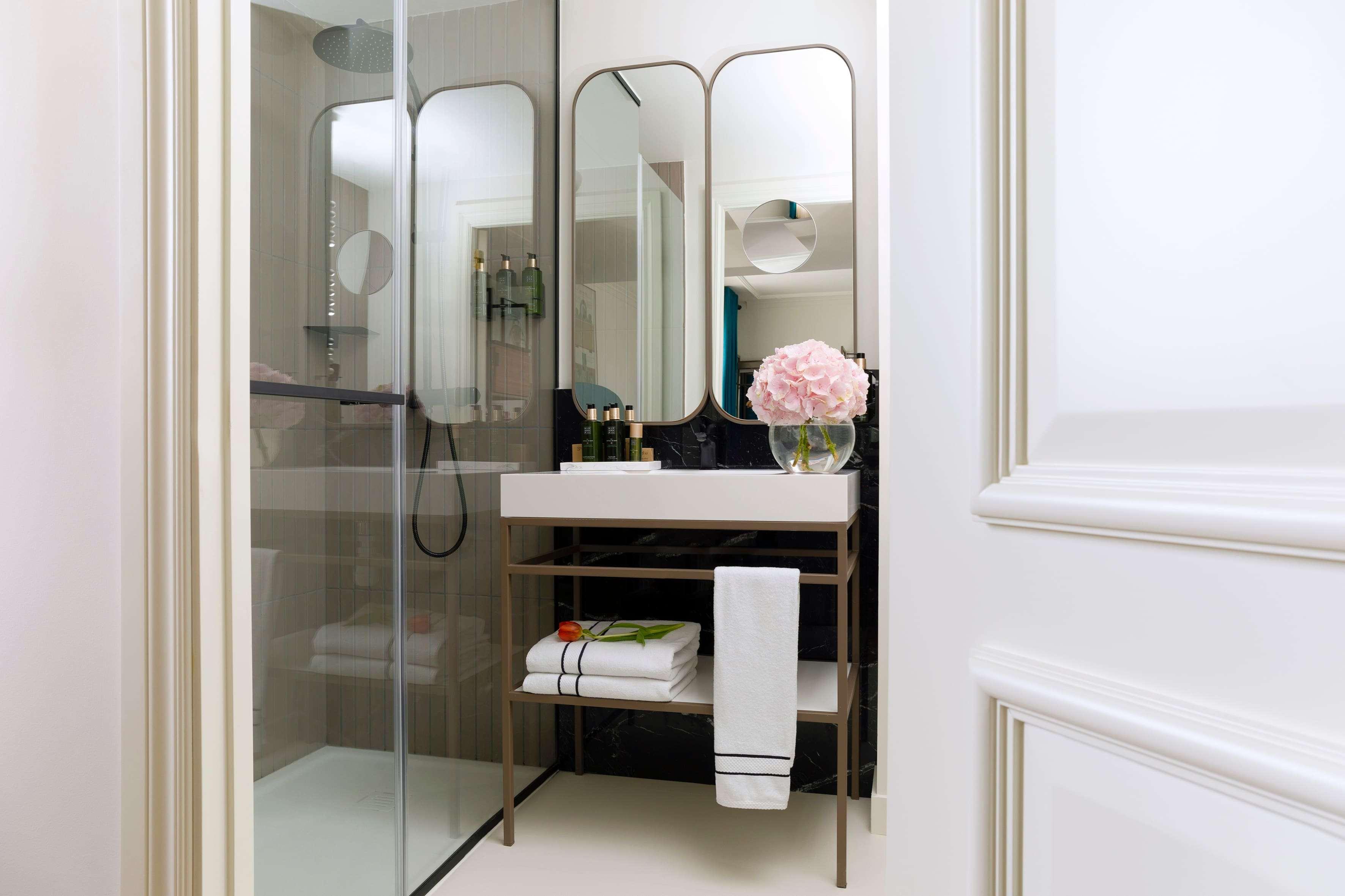 Double or Twin Superior