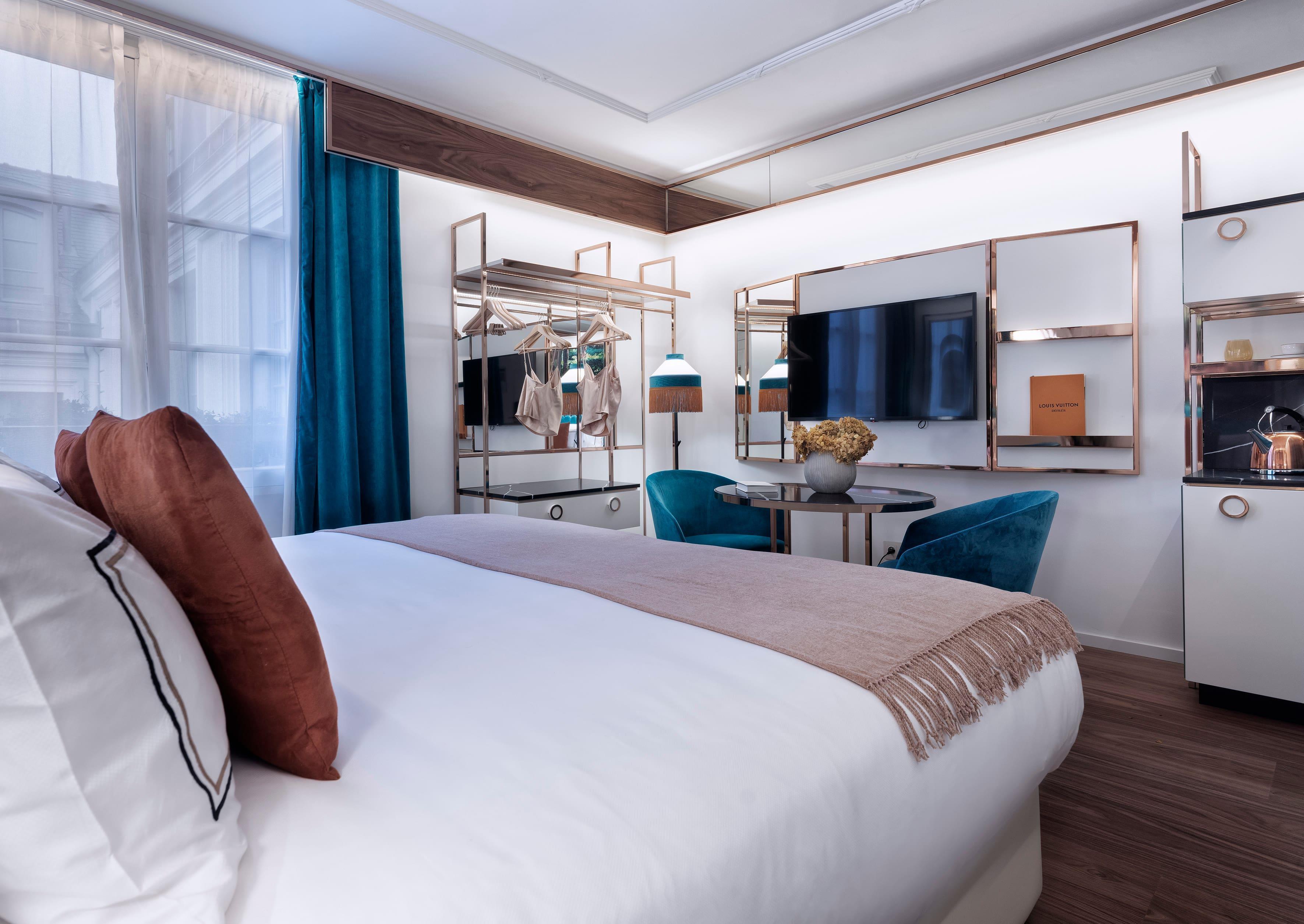 Double or Twin Deluxe