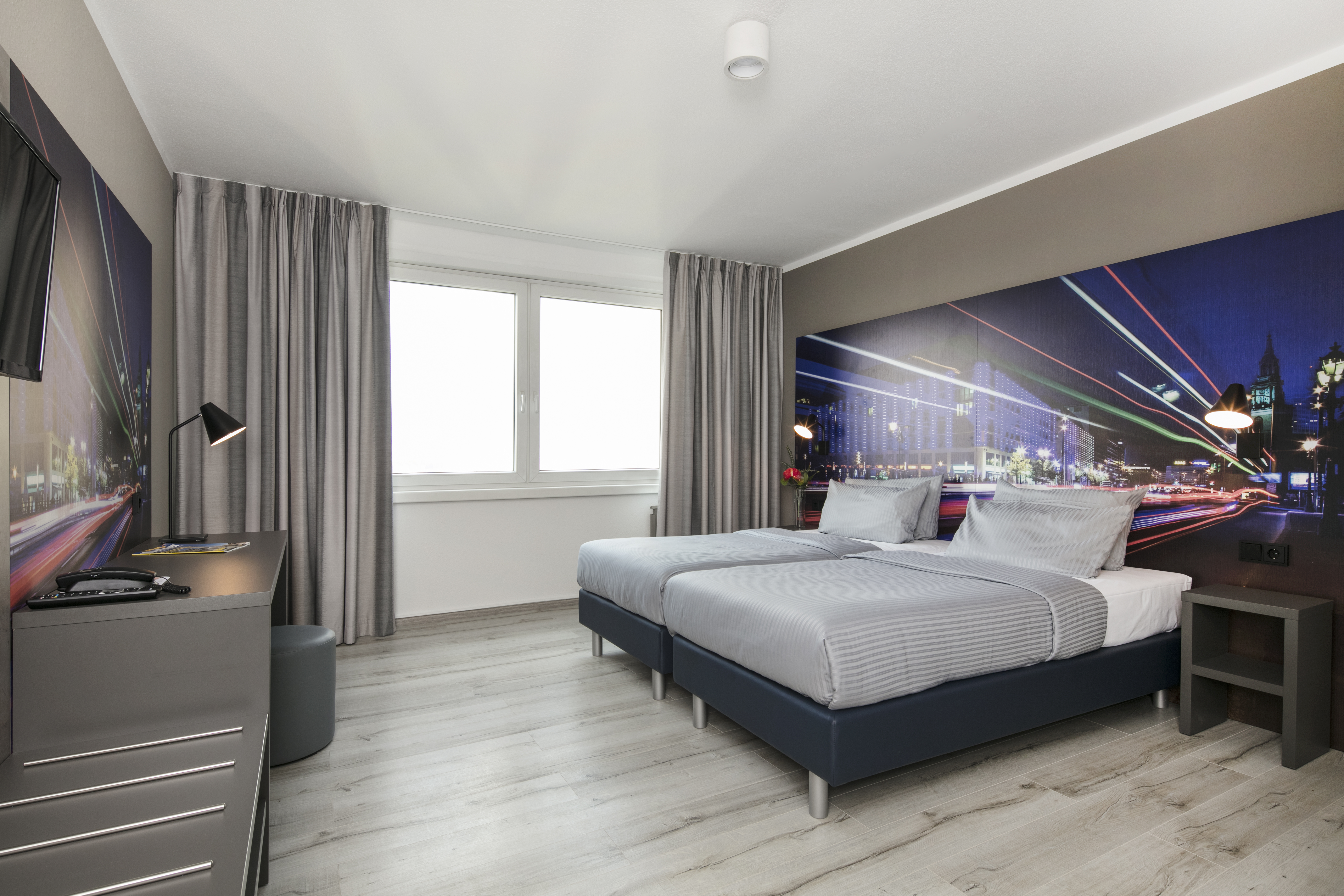 Double or Twin Standard