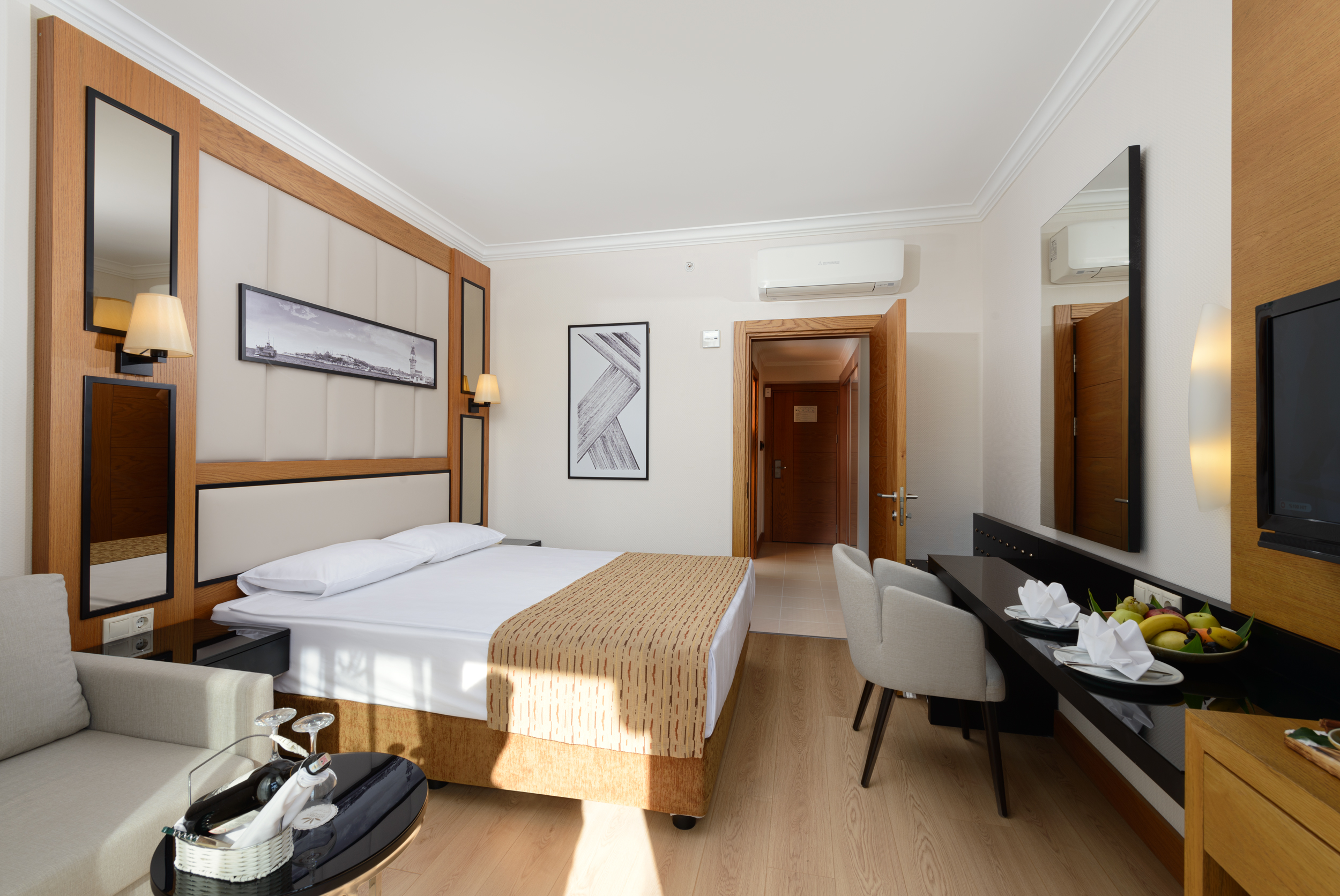 Family Room Connecting Room