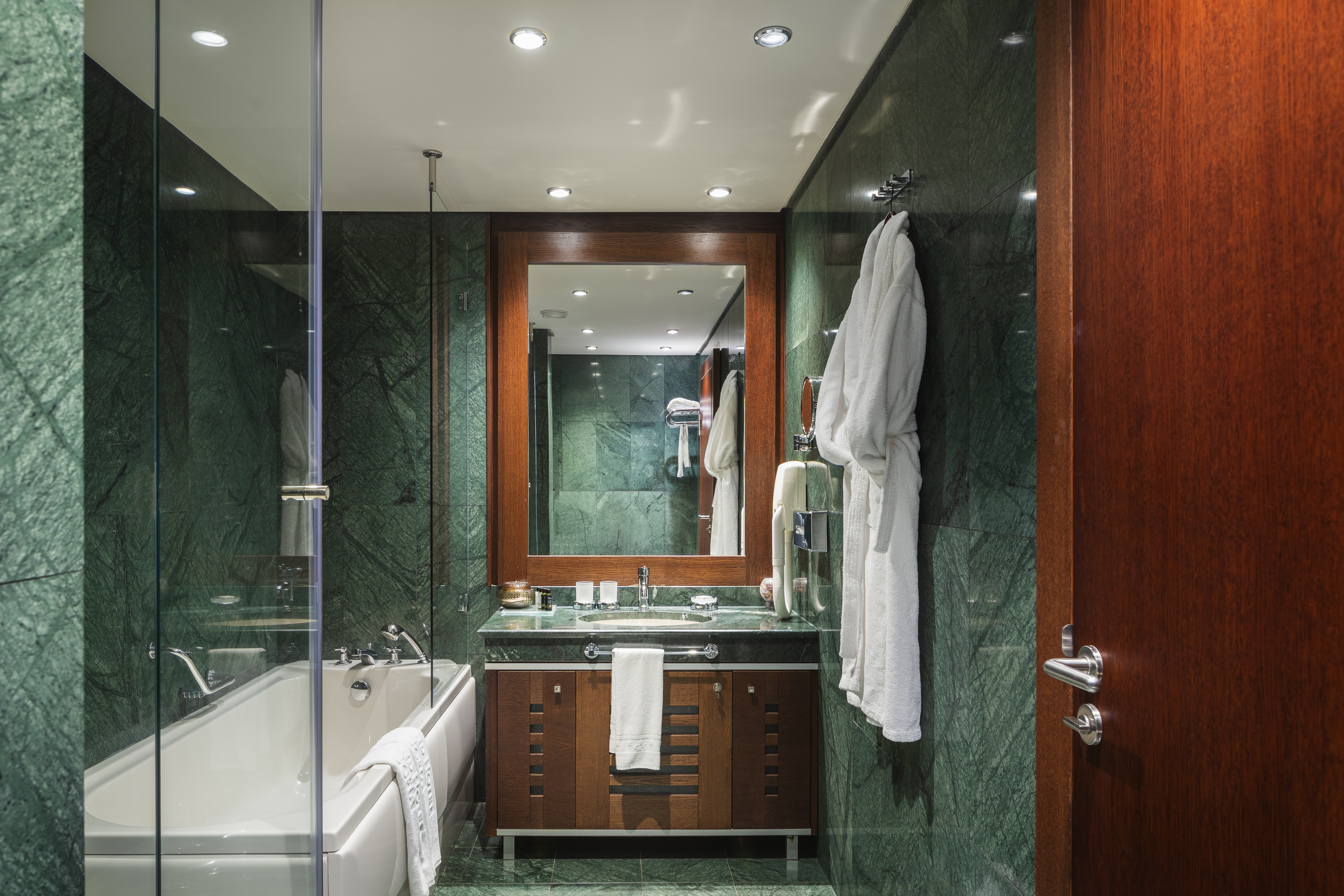 Suite One Bedroom One Bathroom