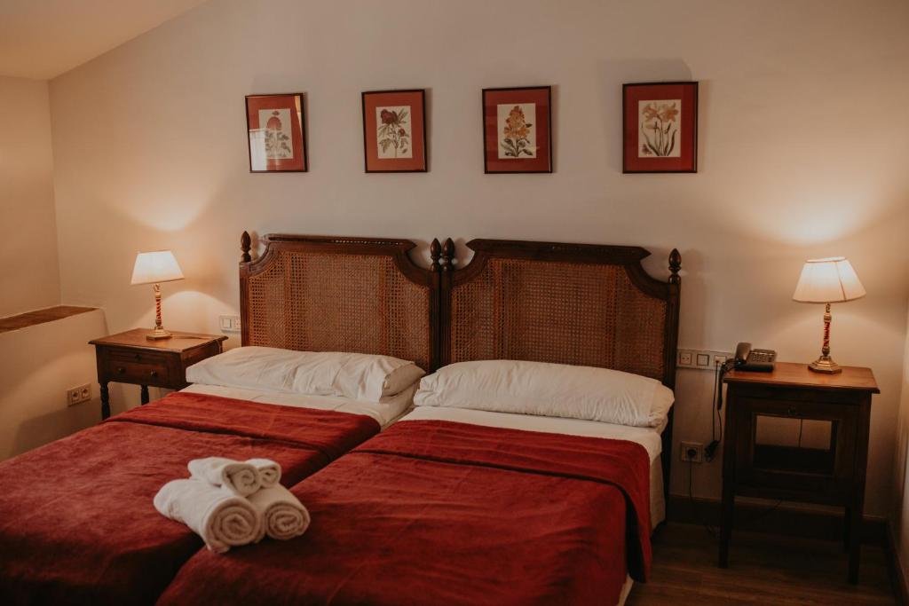 Double or Twin Standard