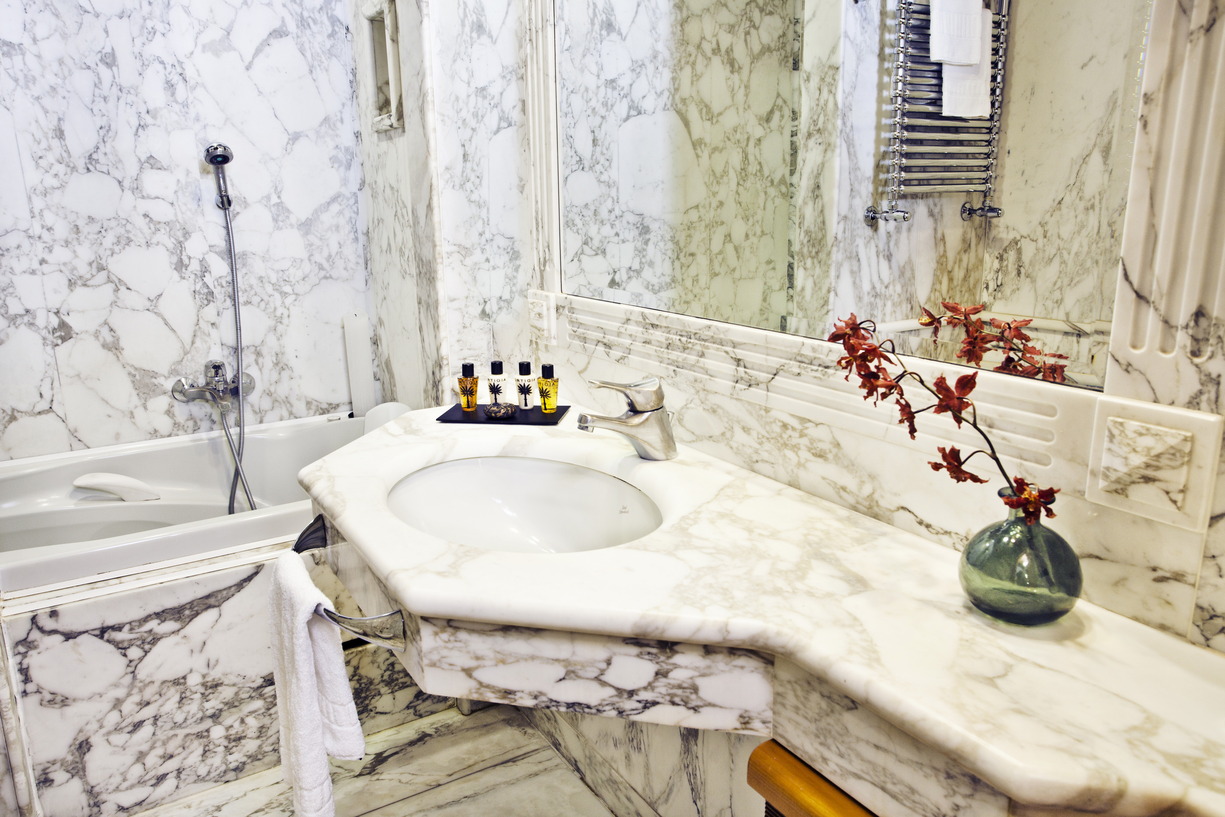 Double Single Superior