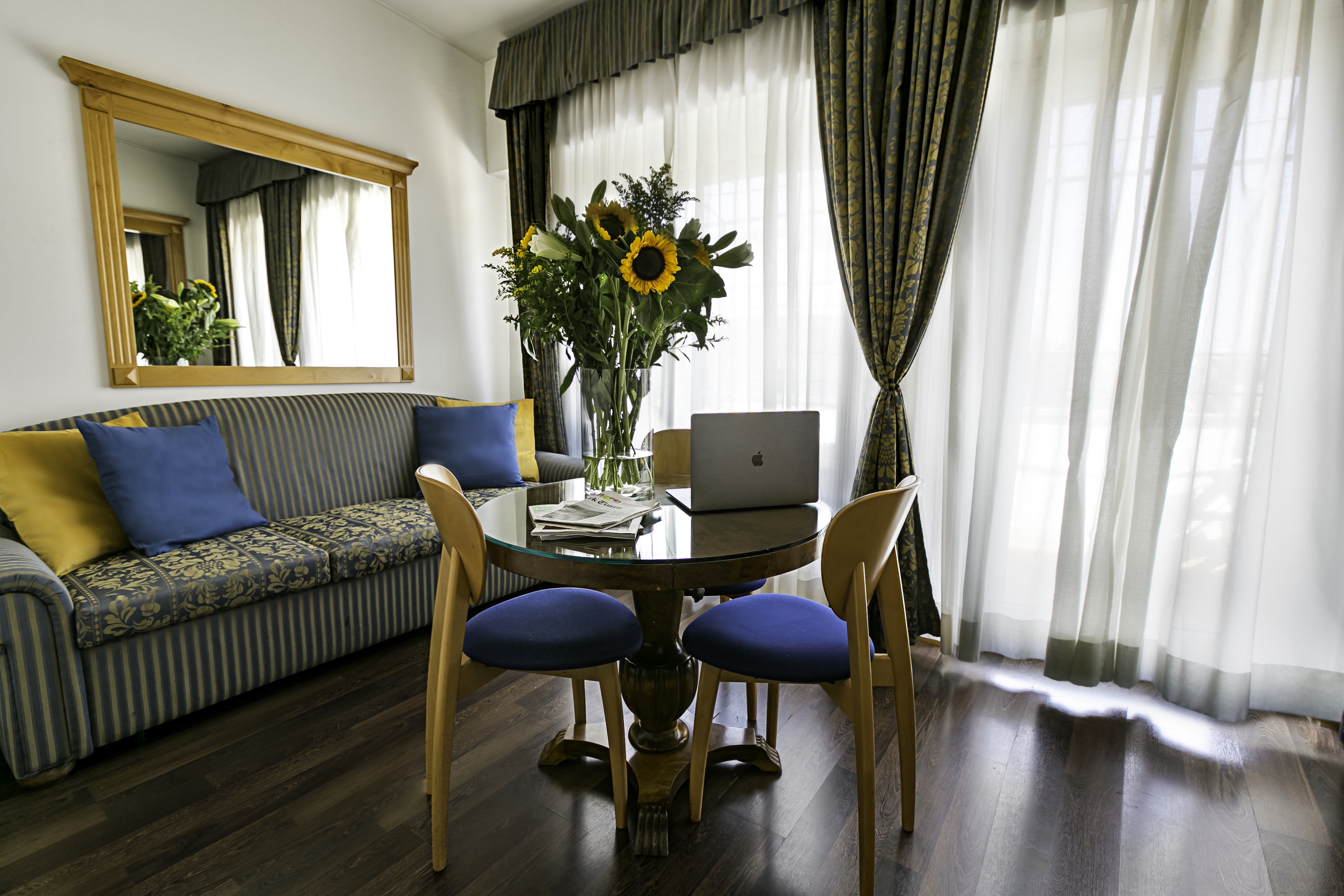 Junior Suite Standard