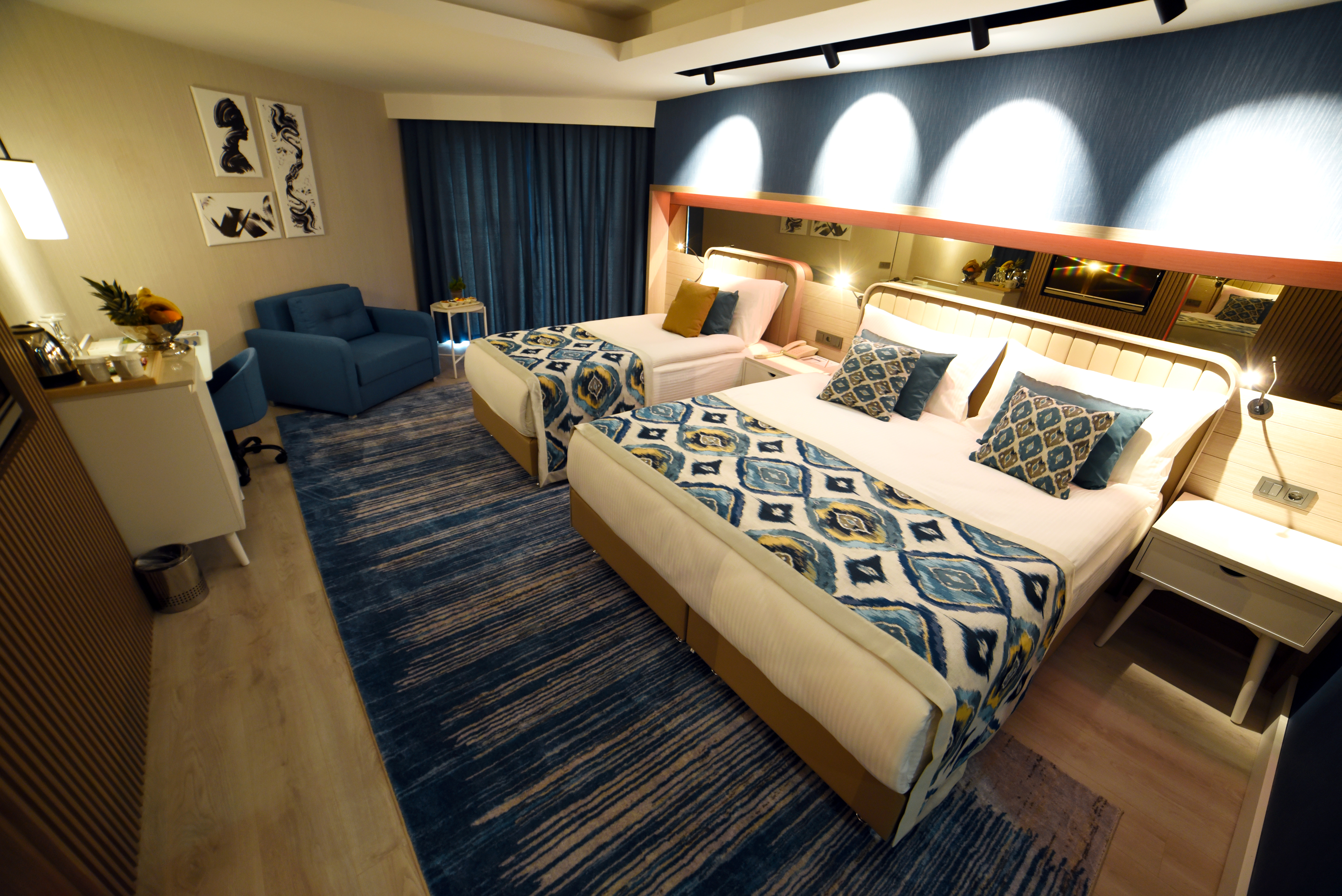 Double Single Superior Side Sea View