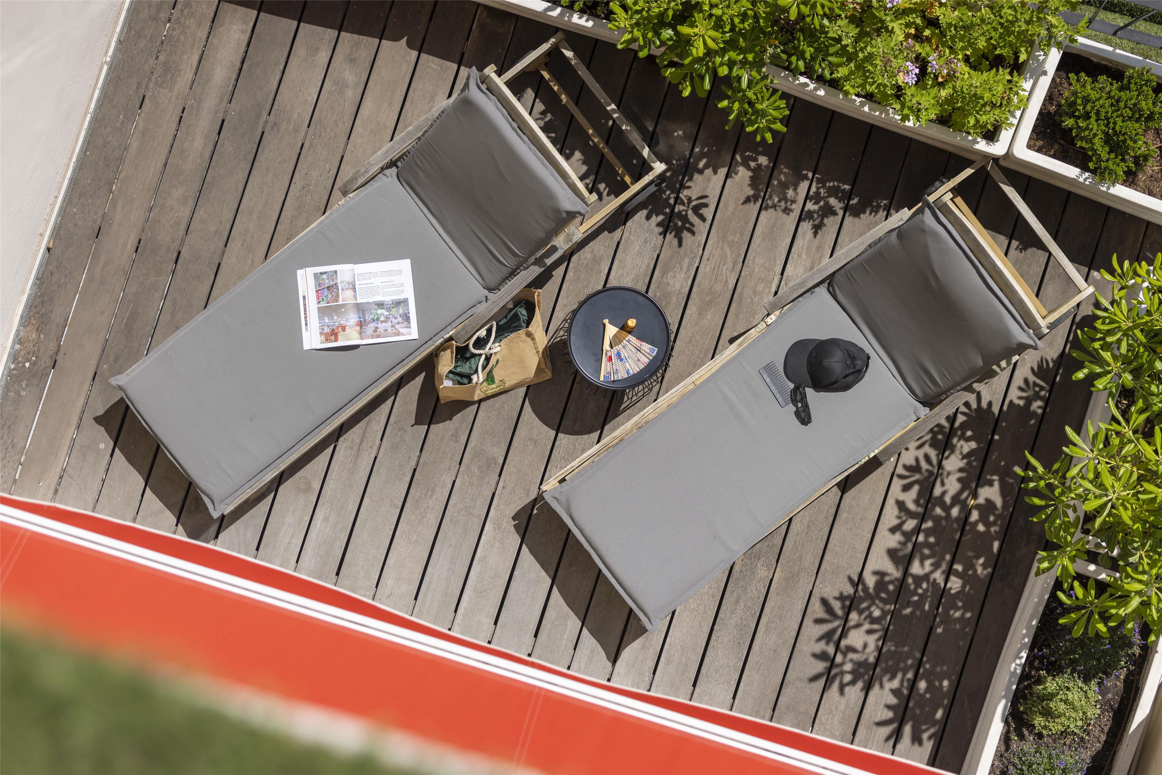 Junior Suite Garden View King Bed