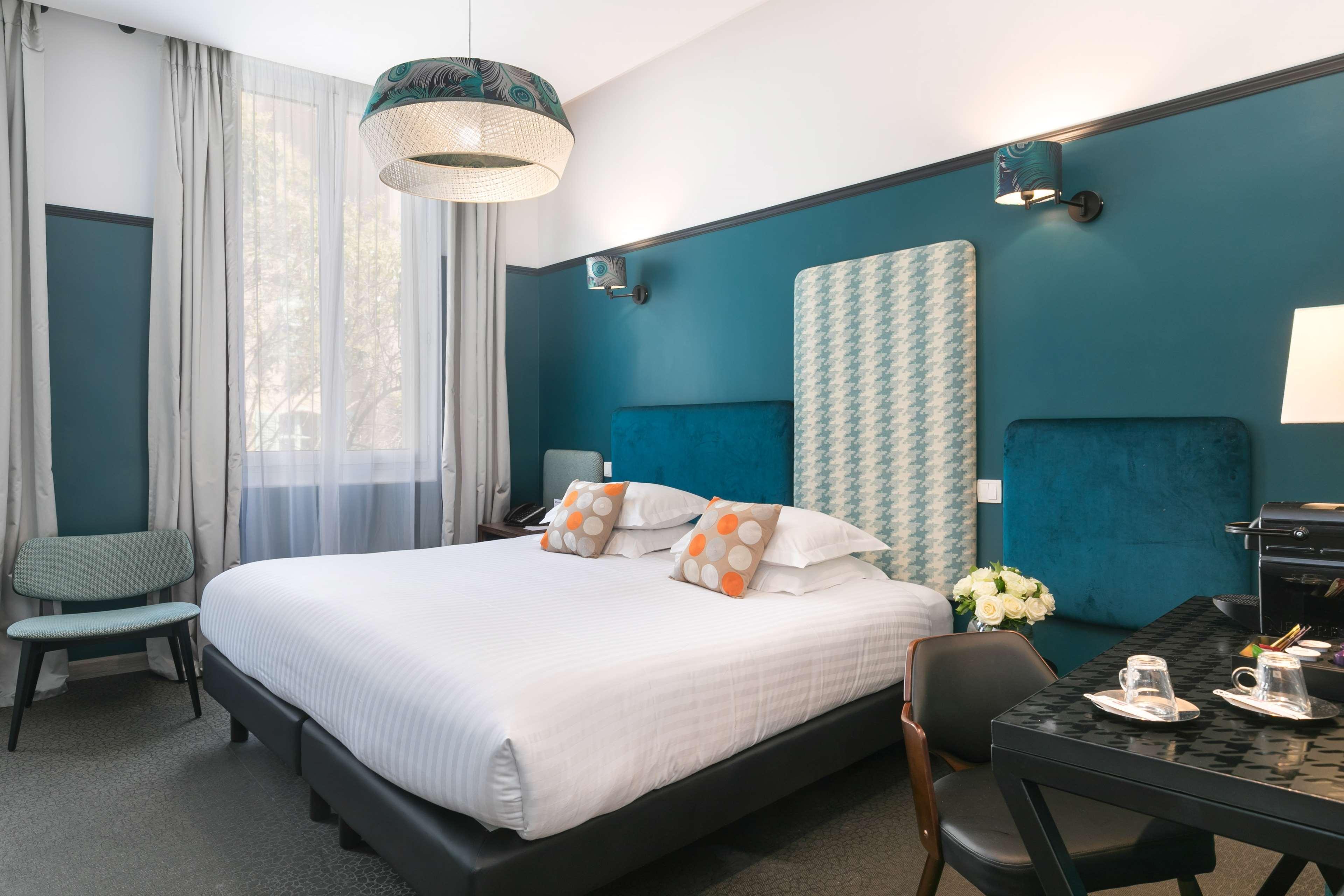 Double Deluxe King Bed