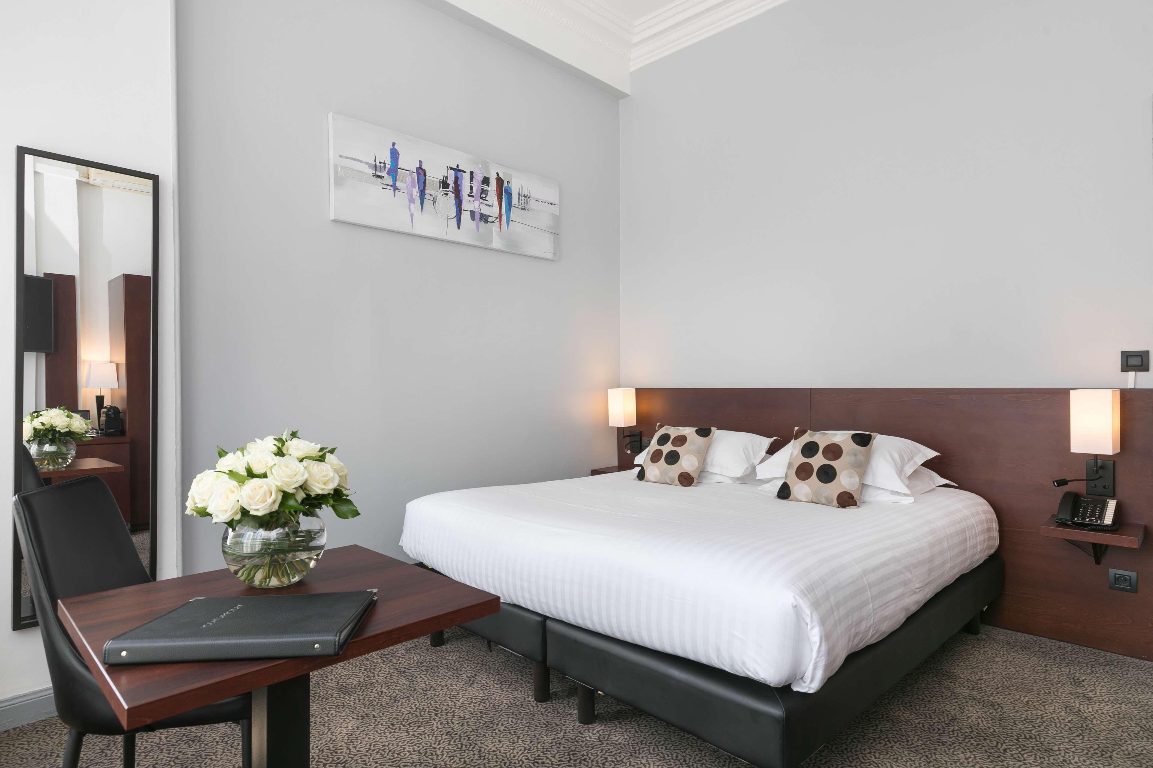 Double Deluxe King Bed