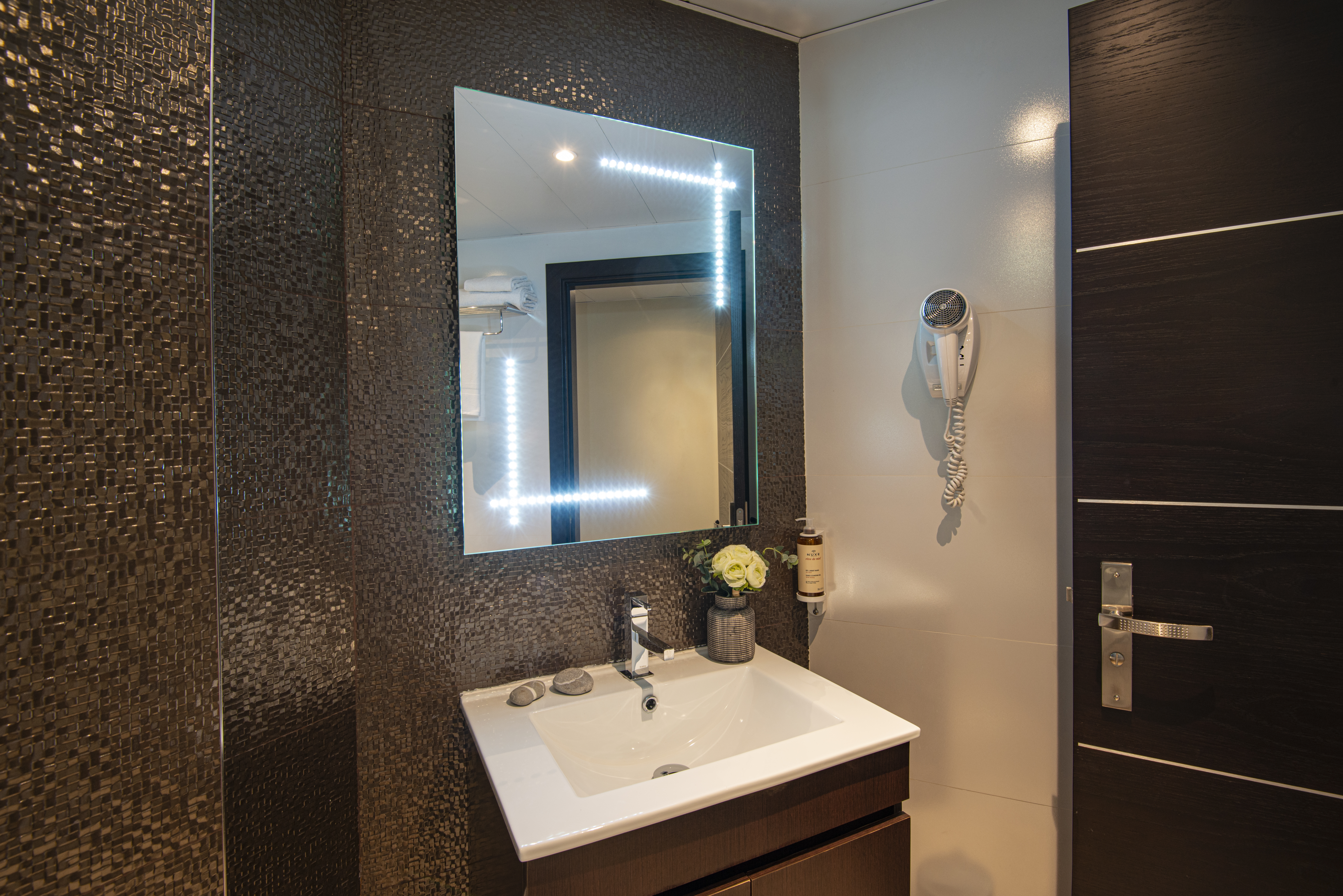 Double or Twin Sea View