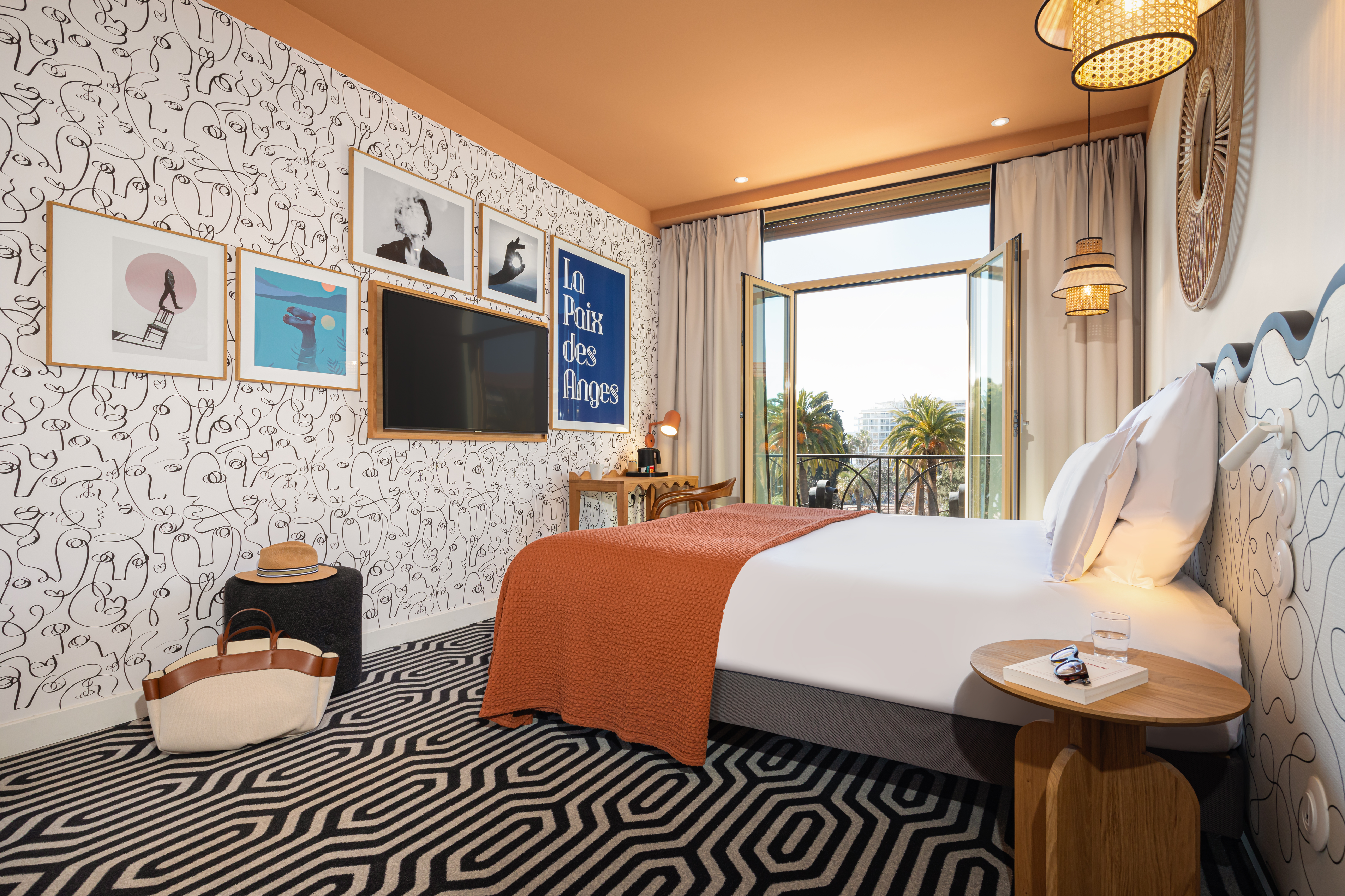 Double or Twin Superior Sea View