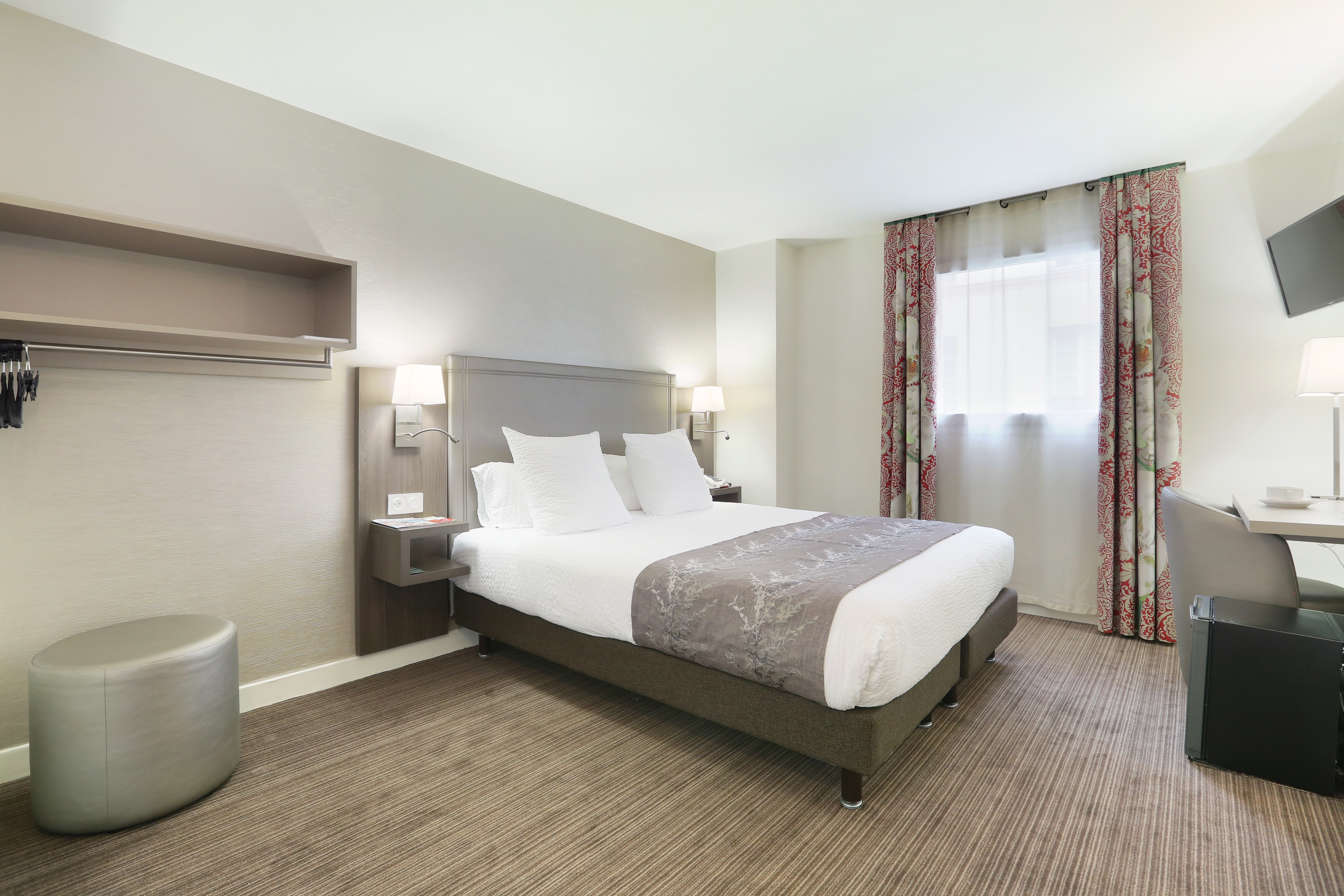 Double or Twin Standard