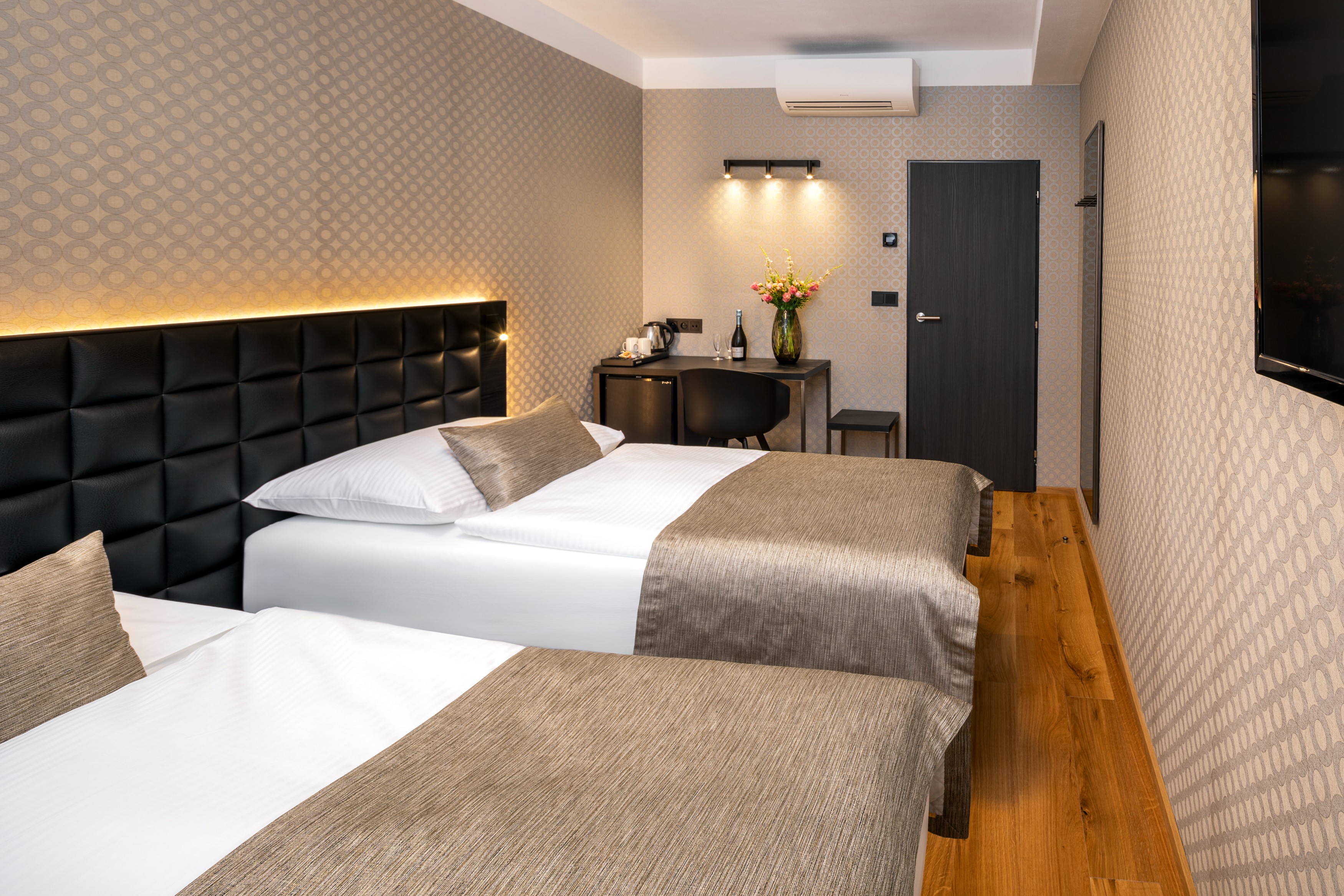 Double or Twin Standard