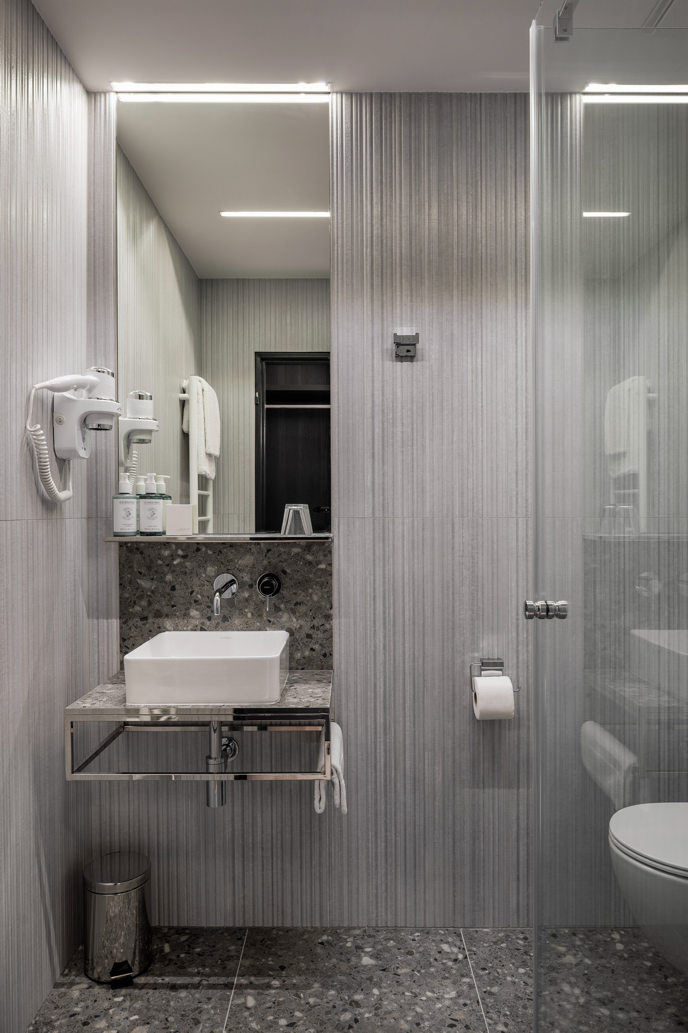 Double or Twin Standard