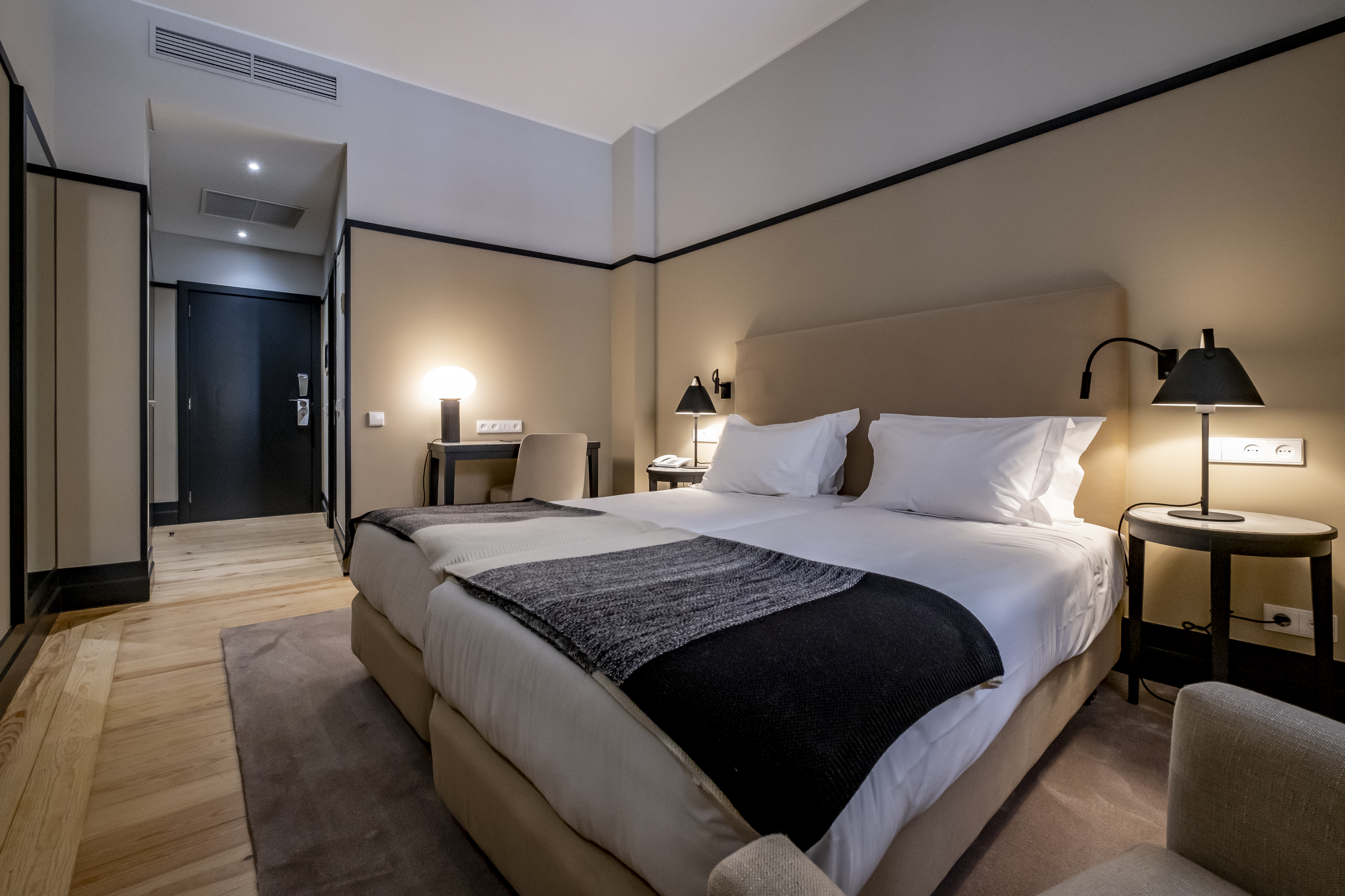 Double or Twin Standard