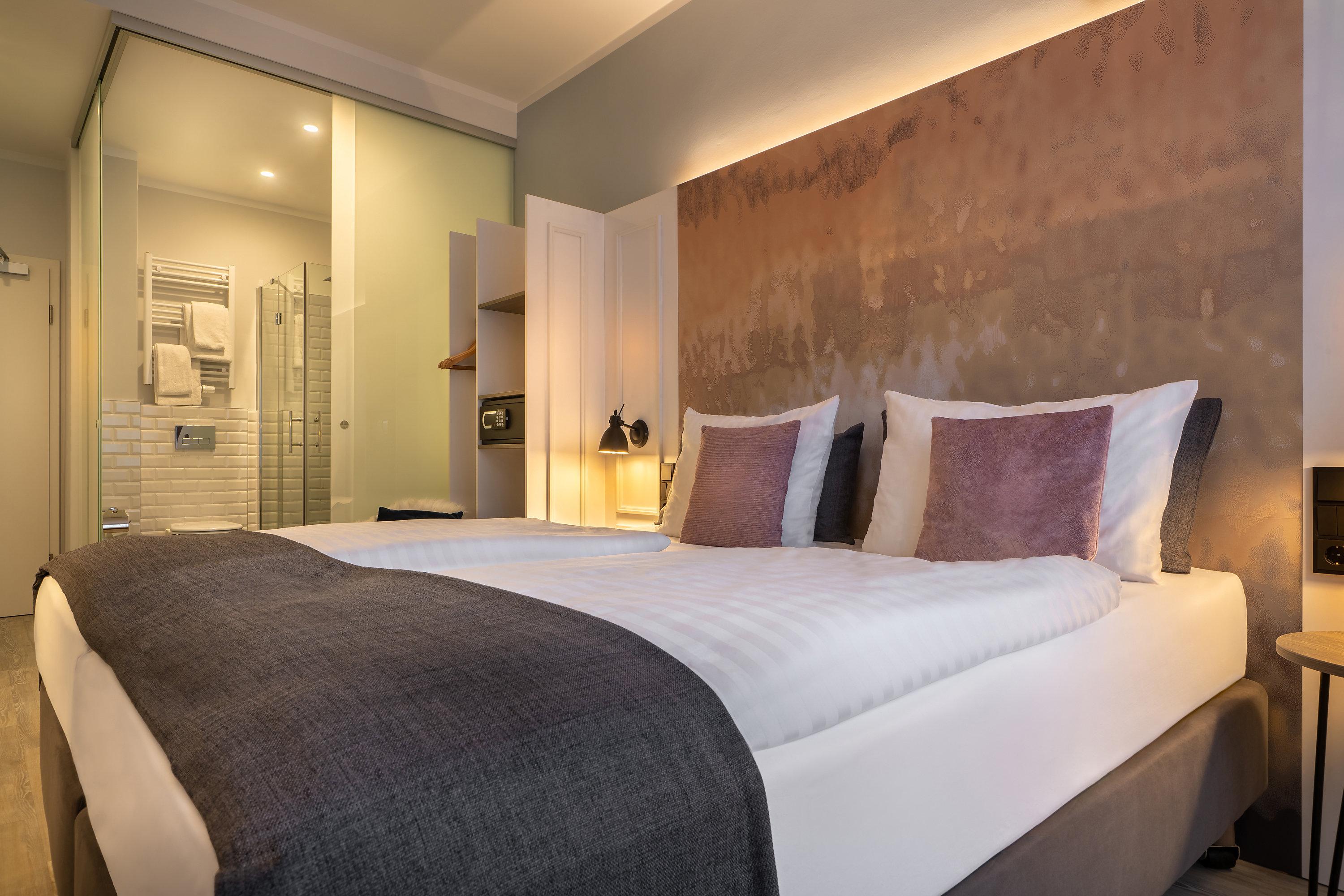 Double Queen Size Bed