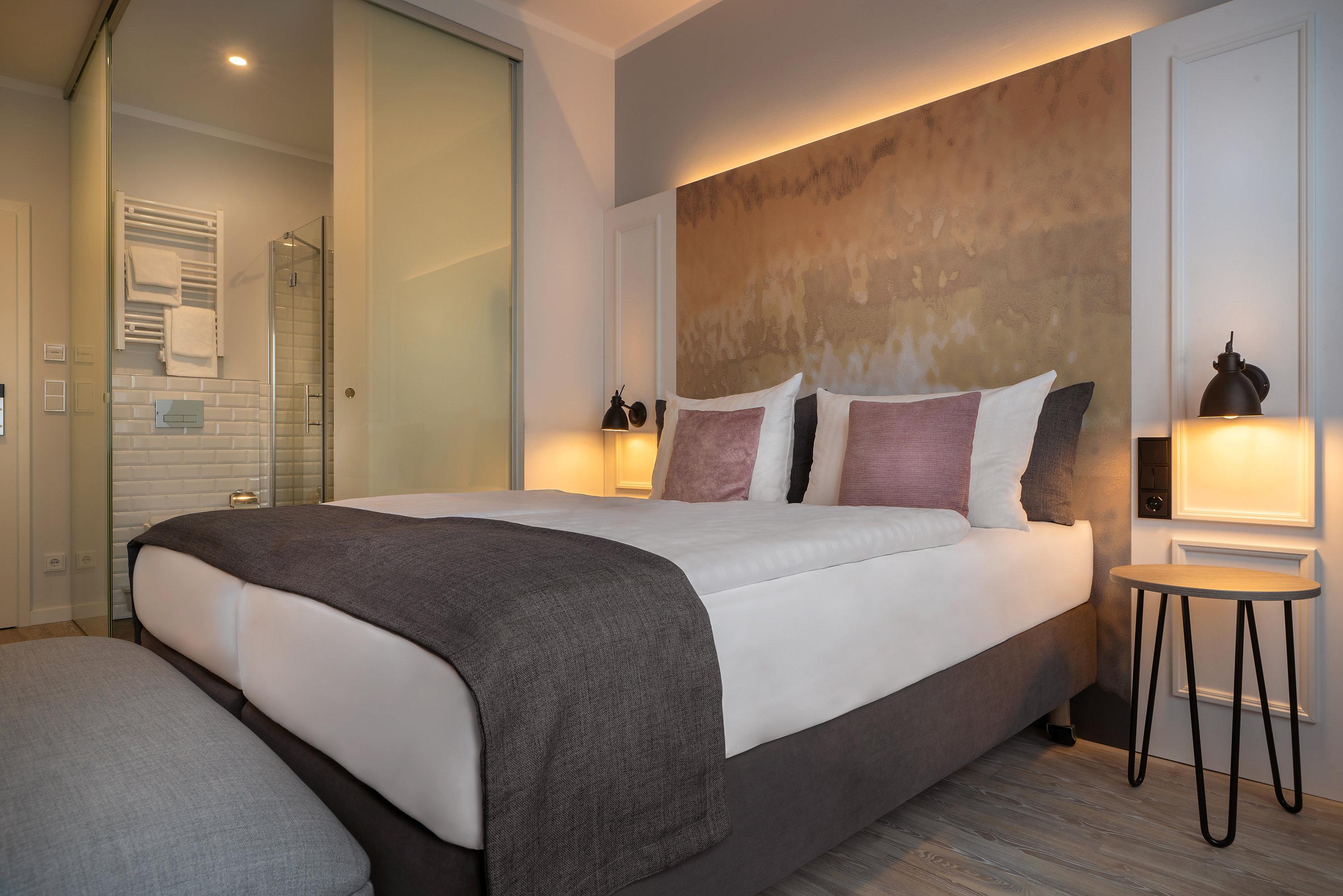 Double Queen Size Bed