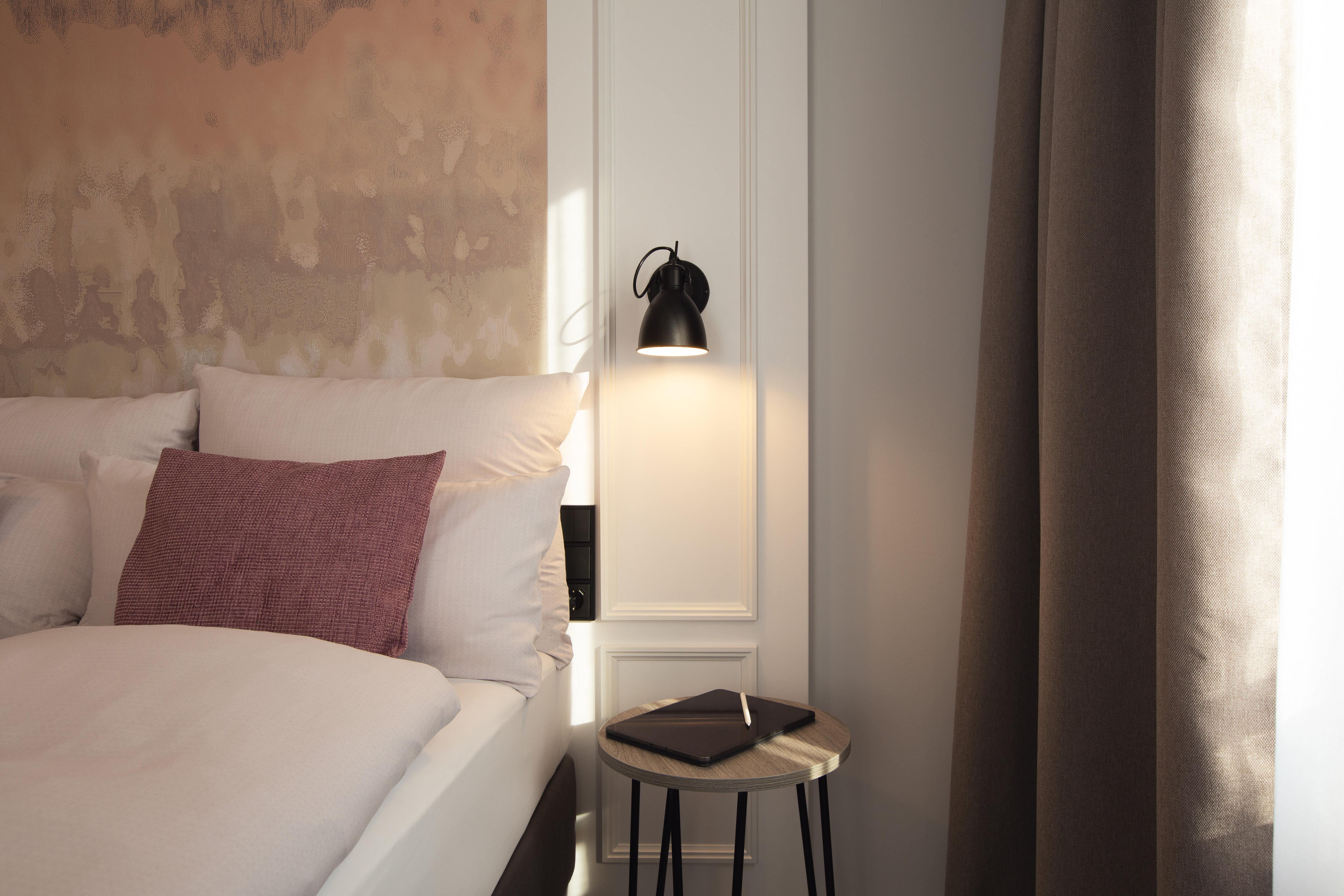 Double Queen Size Bed