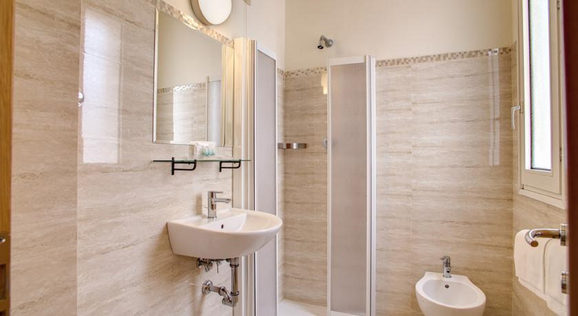 Double or Twin Standard