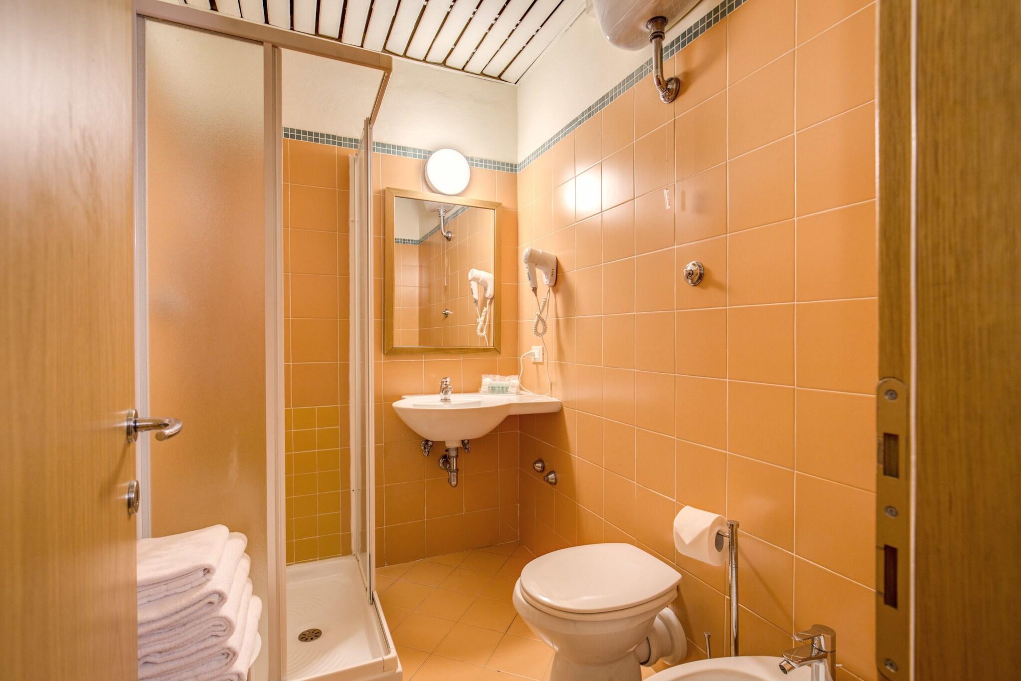 Apartment with Kitchenette