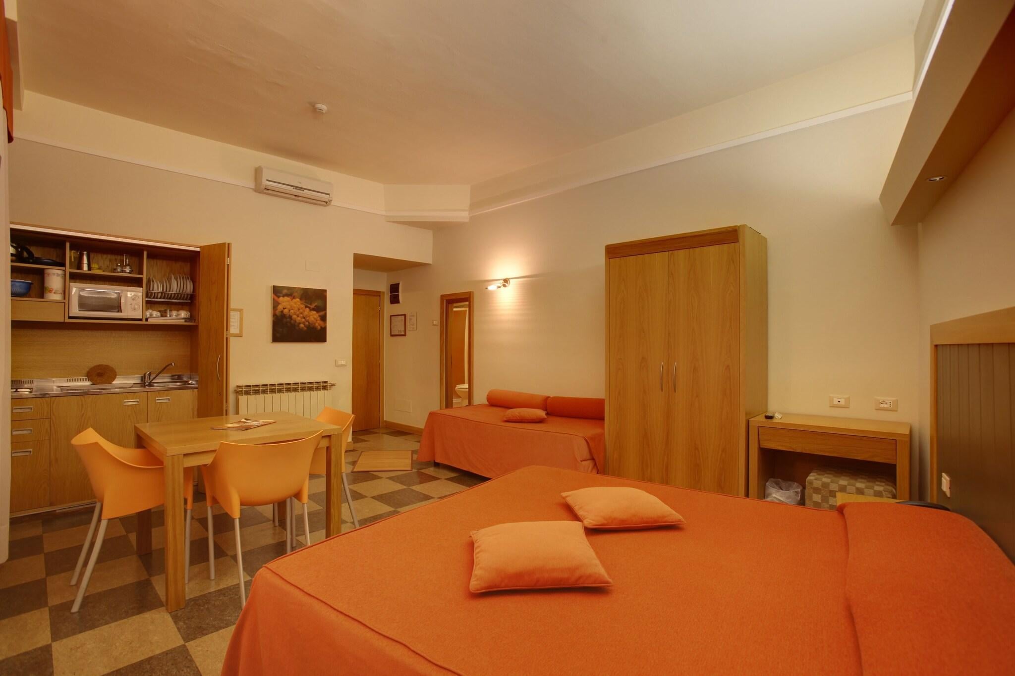 Apartment with Kitchenette