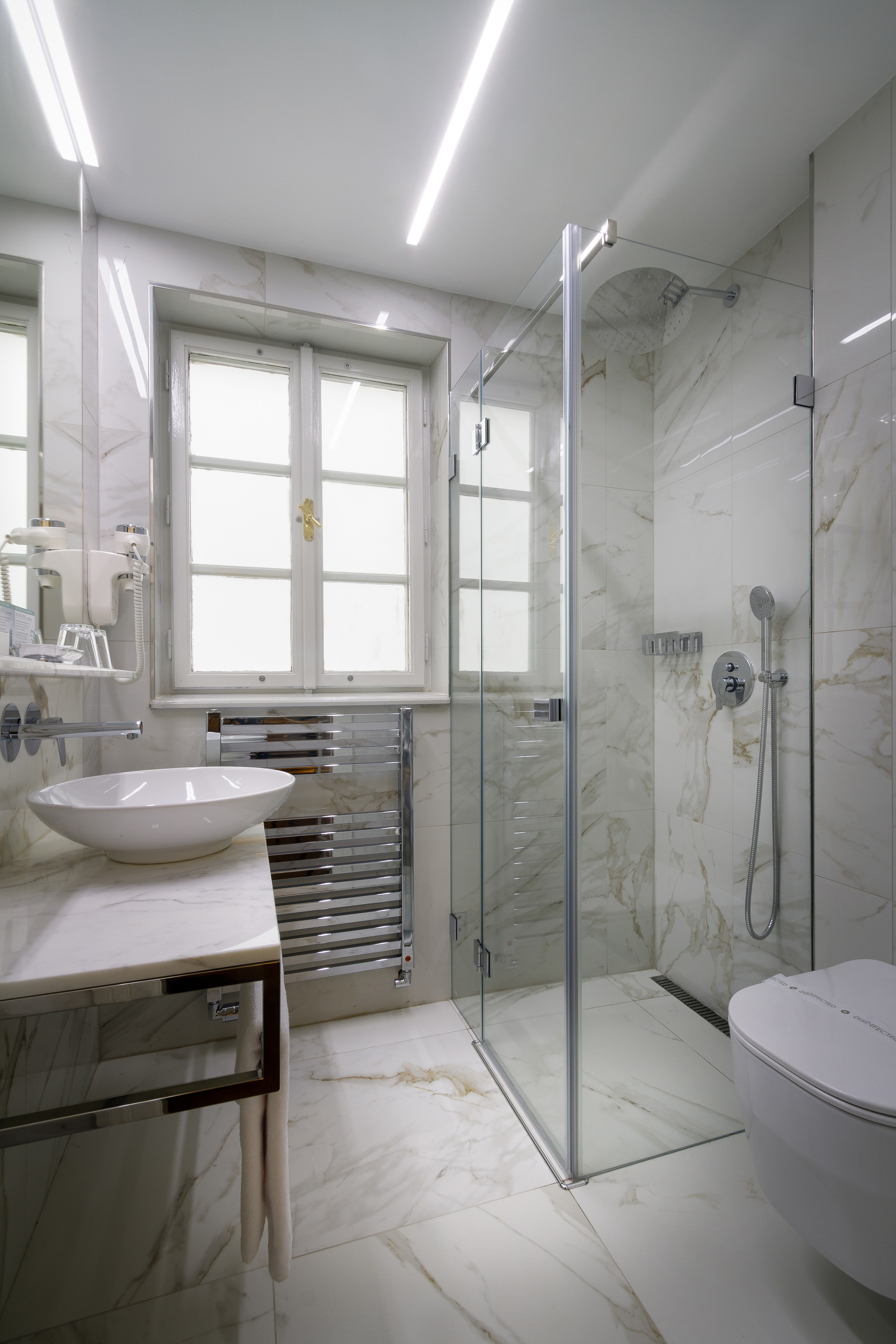 Double or Twin Standard