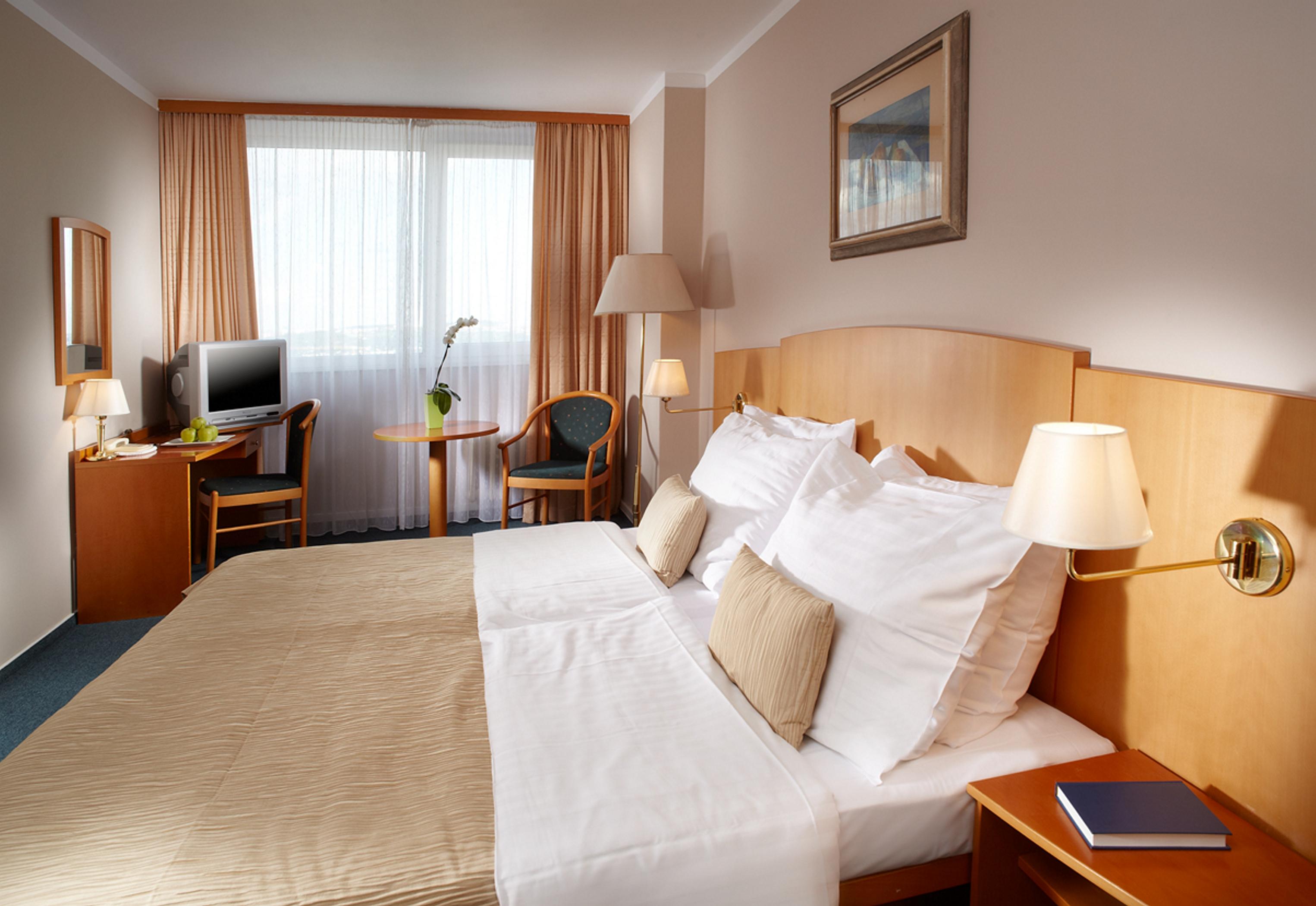 Double Single Superior