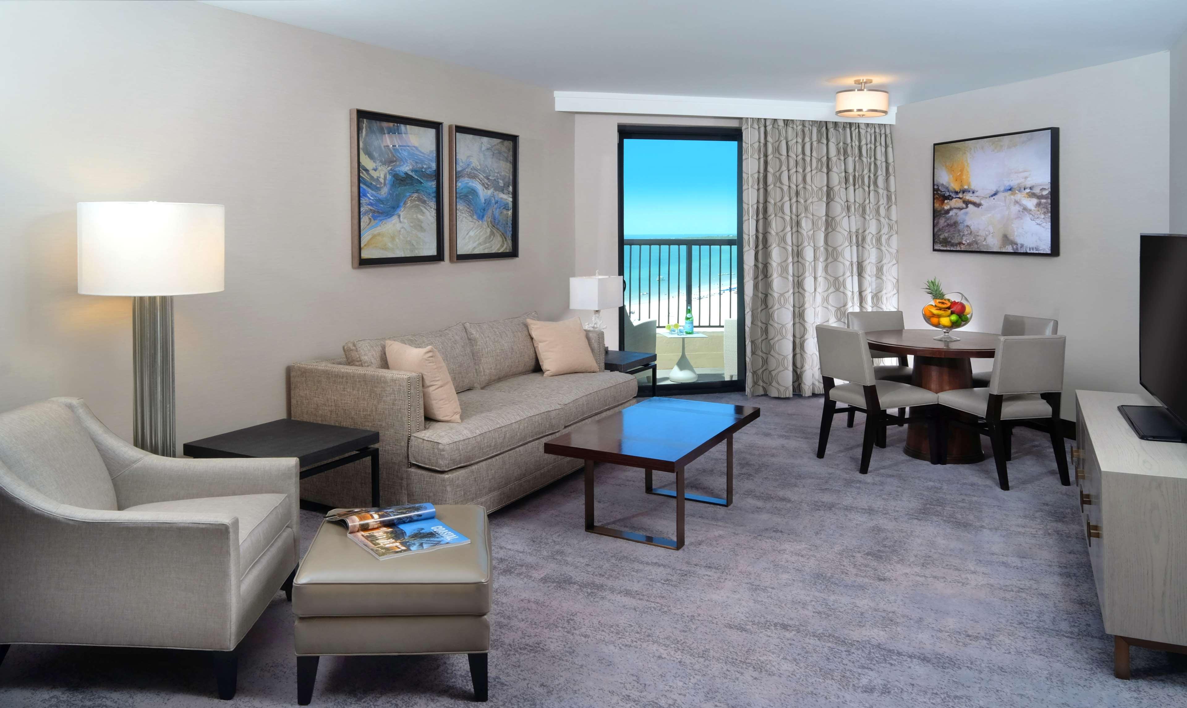 Suite Partial Ocean View