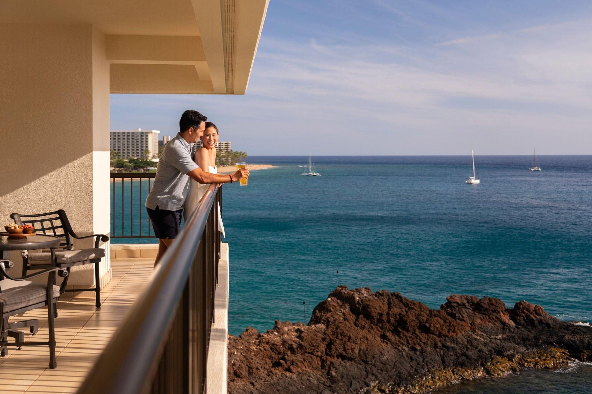 Suite Ocean Front King Bed