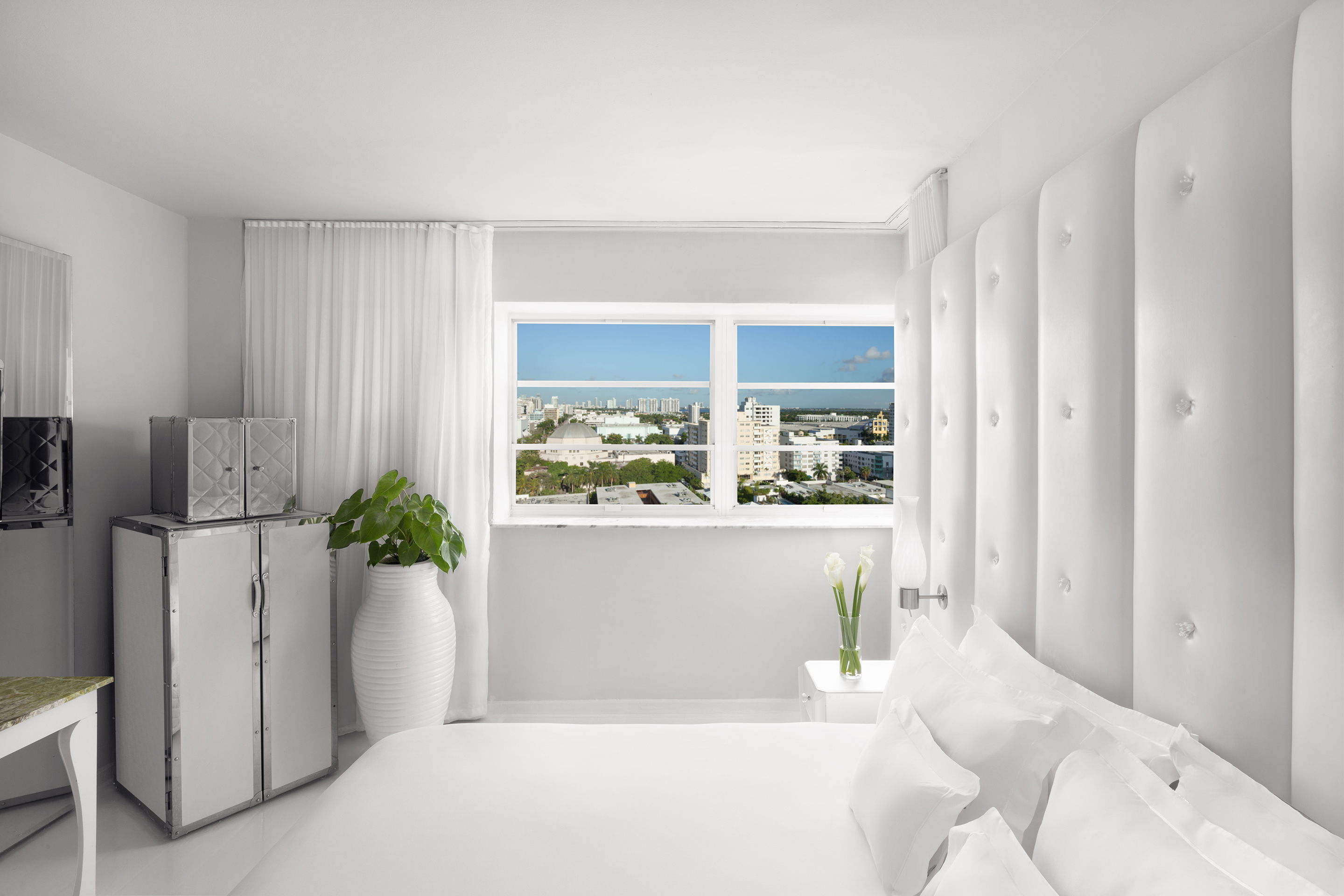 Double City View King Bed