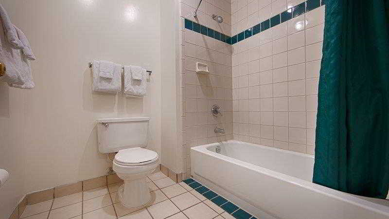 Double Two Queen Beds