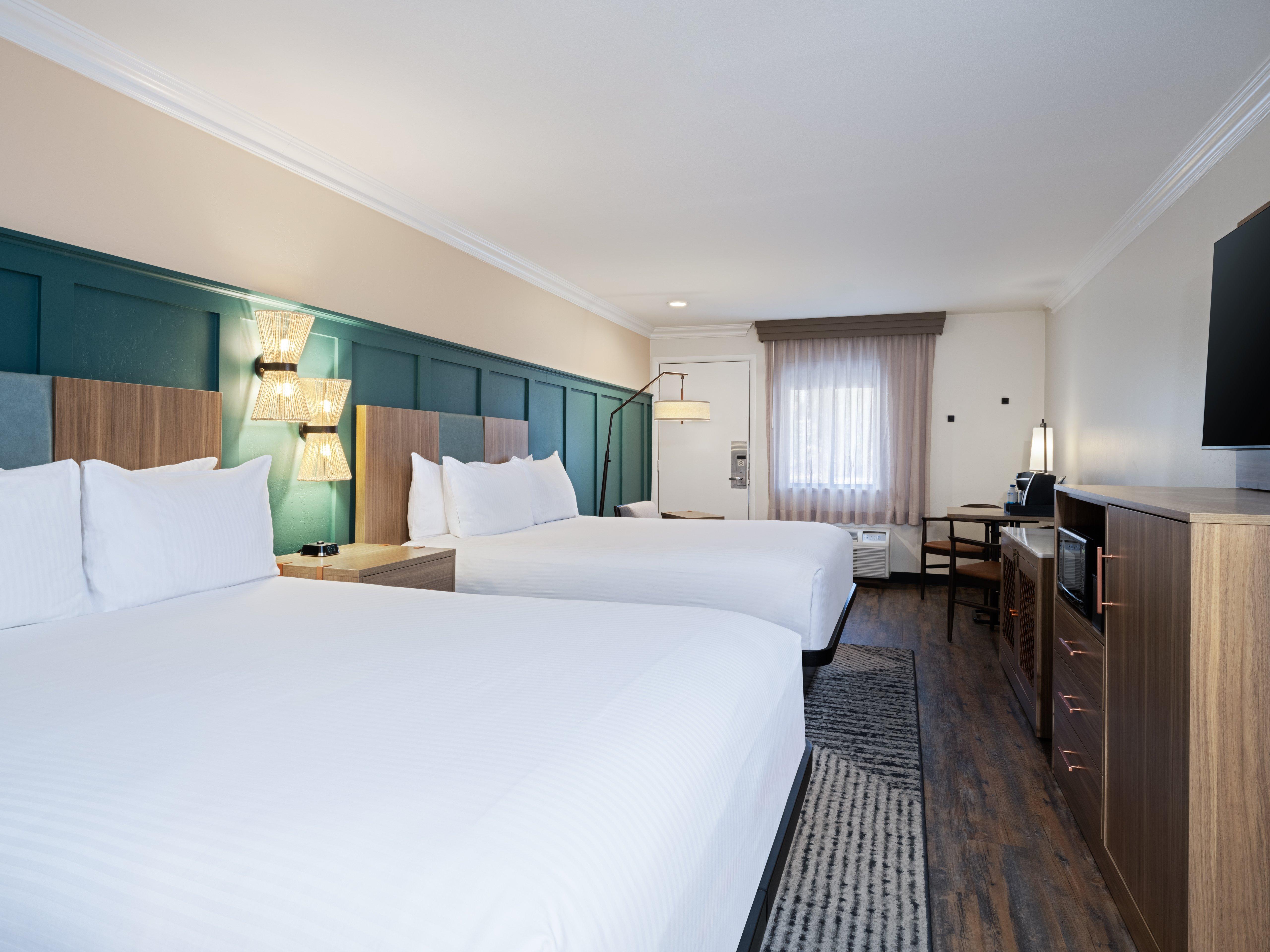 Quadruple Two Queen Beds