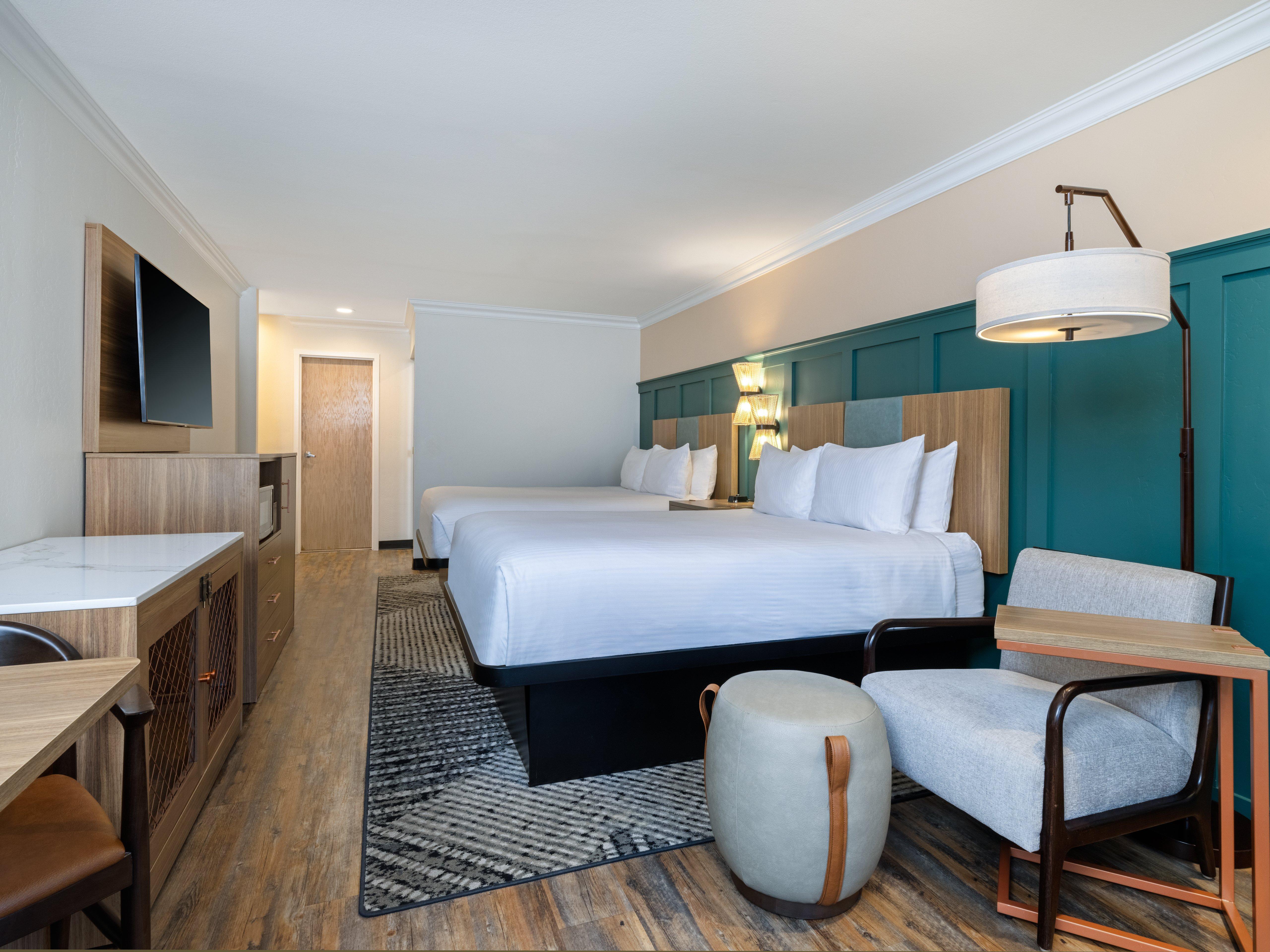 Quadruple Two Queen Beds