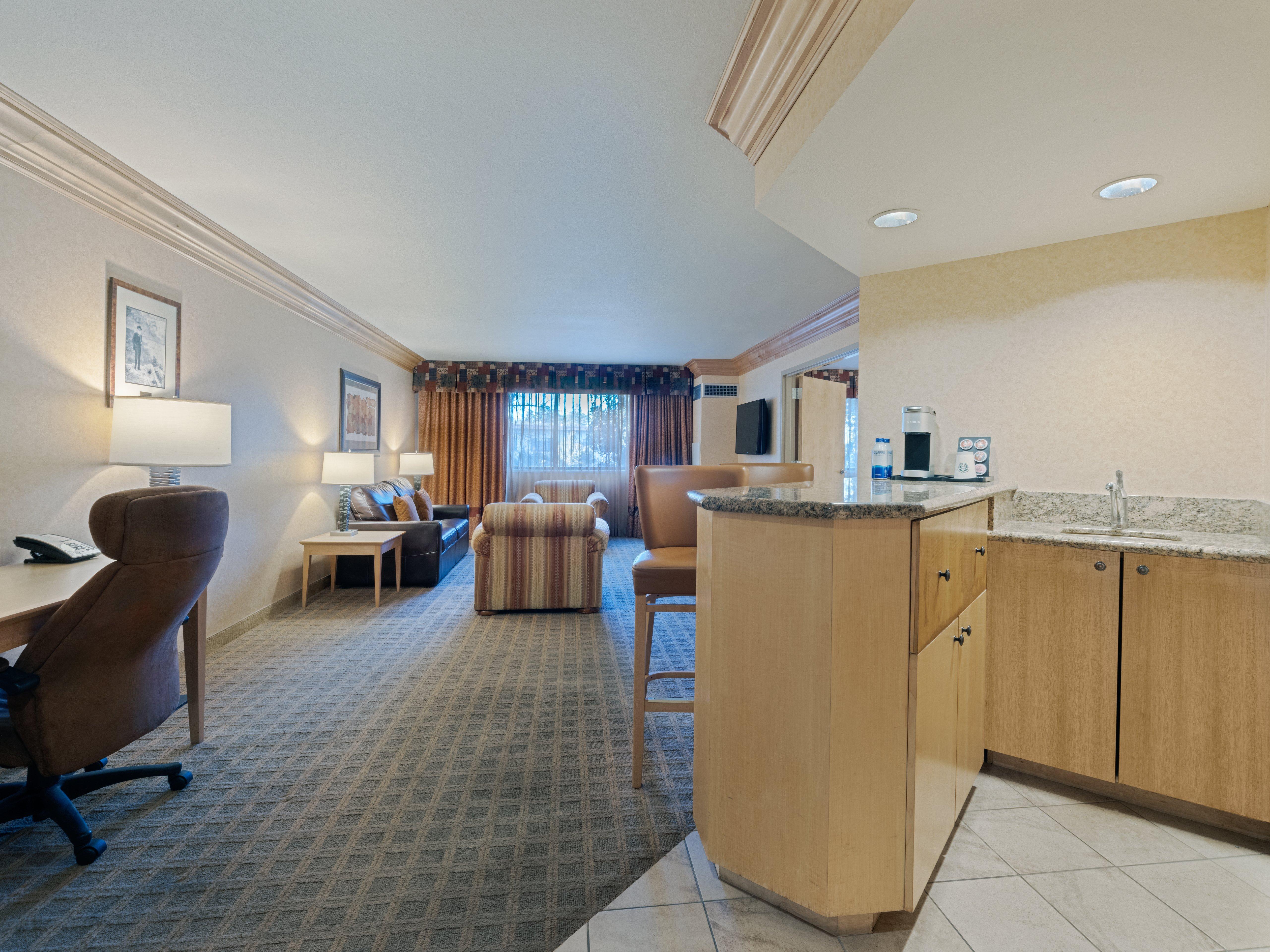 Suite King Size Bed