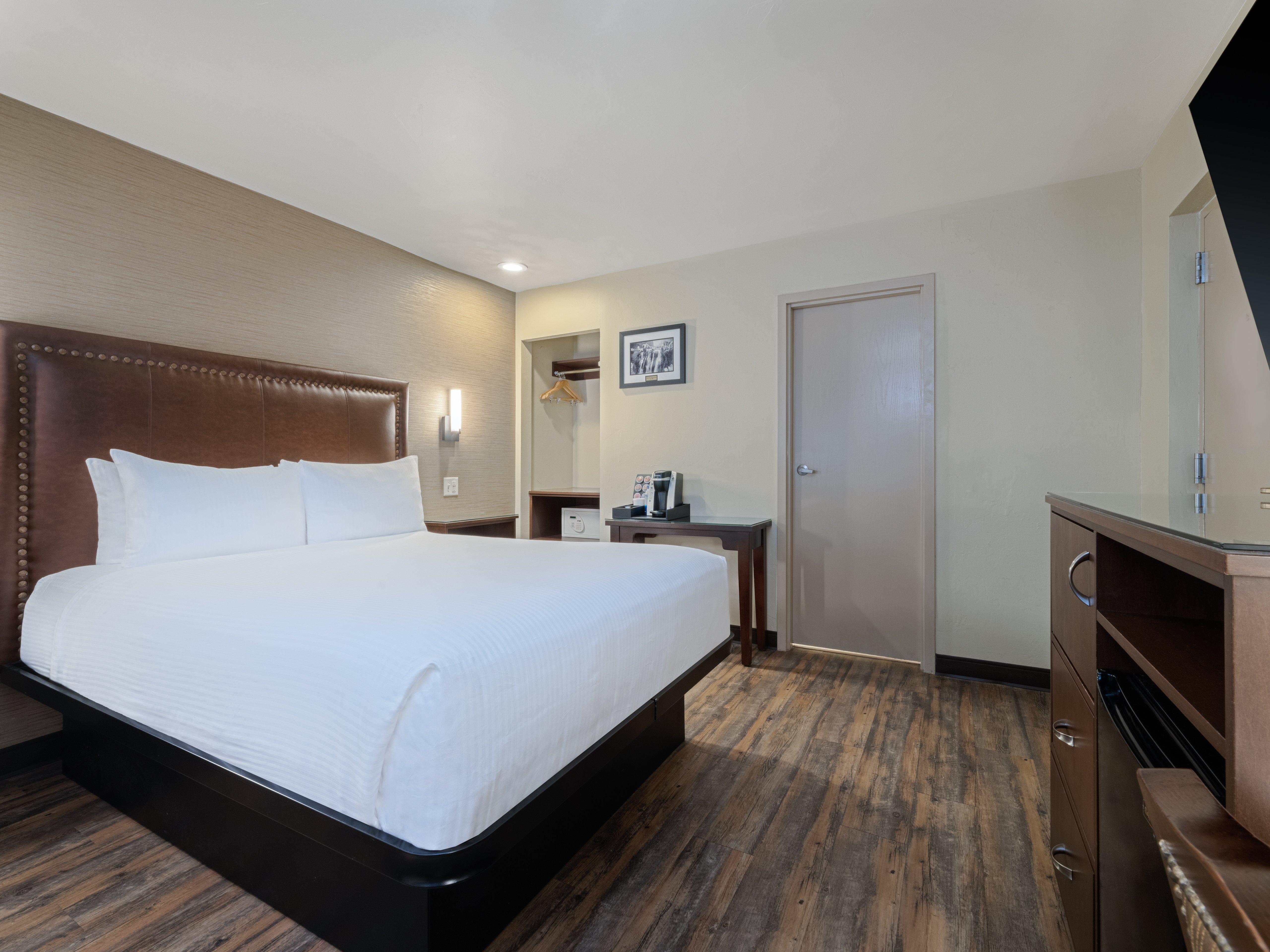 Double Queen Size Bed