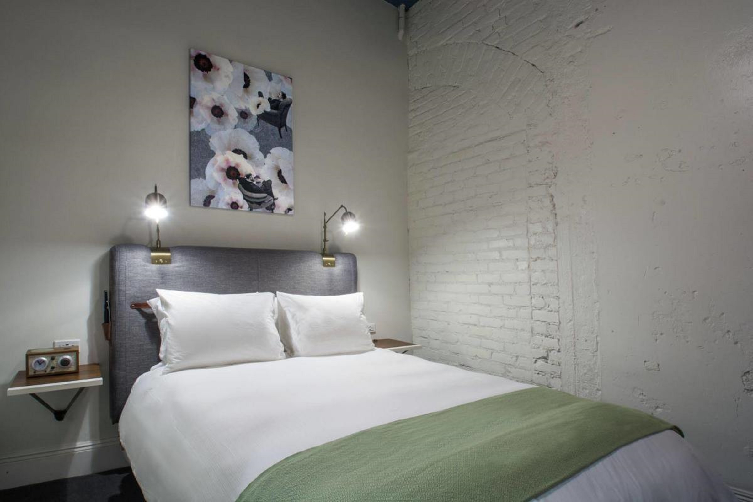 Double Queen Size Bed