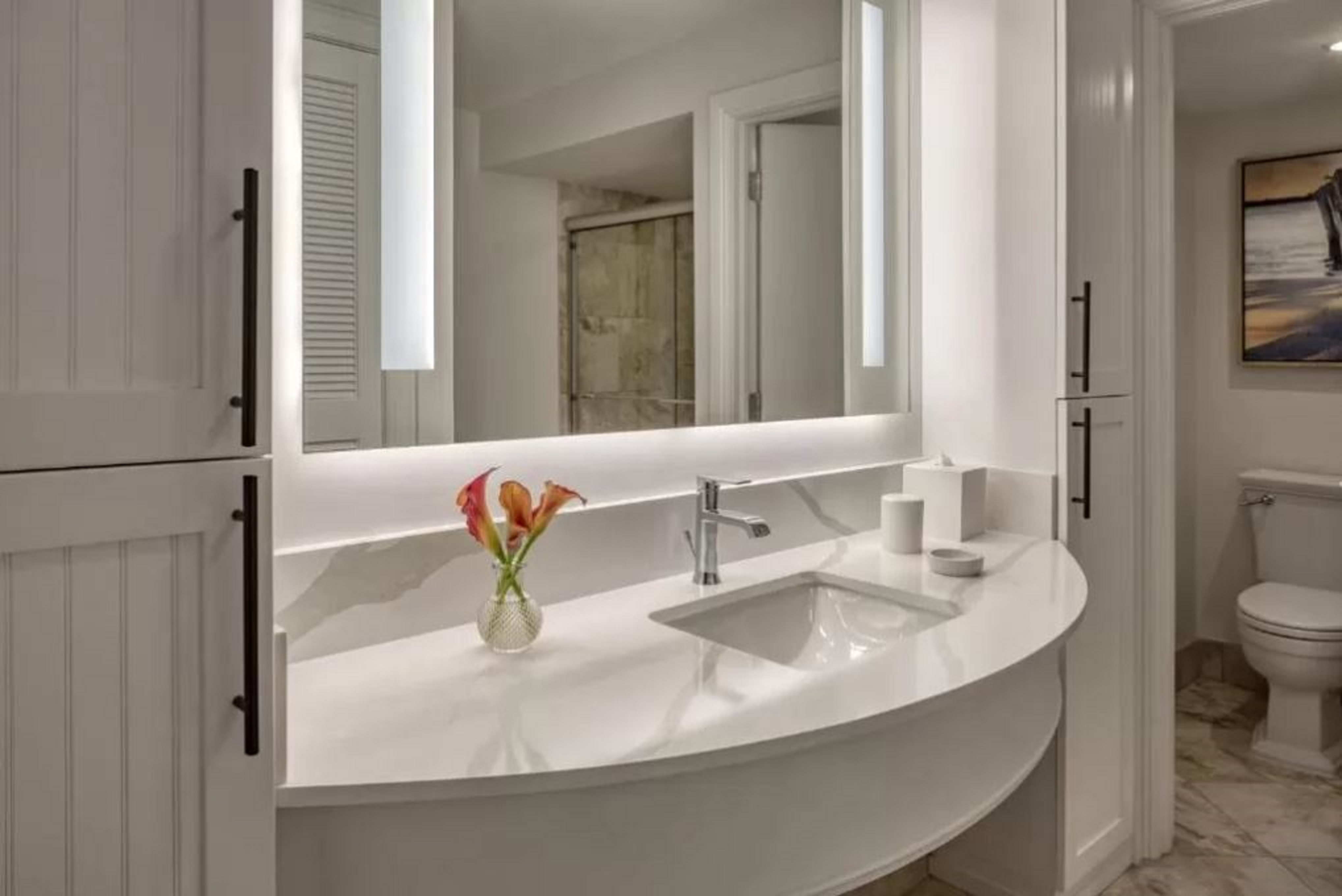 Suite Two Queen Beds One Bedroom