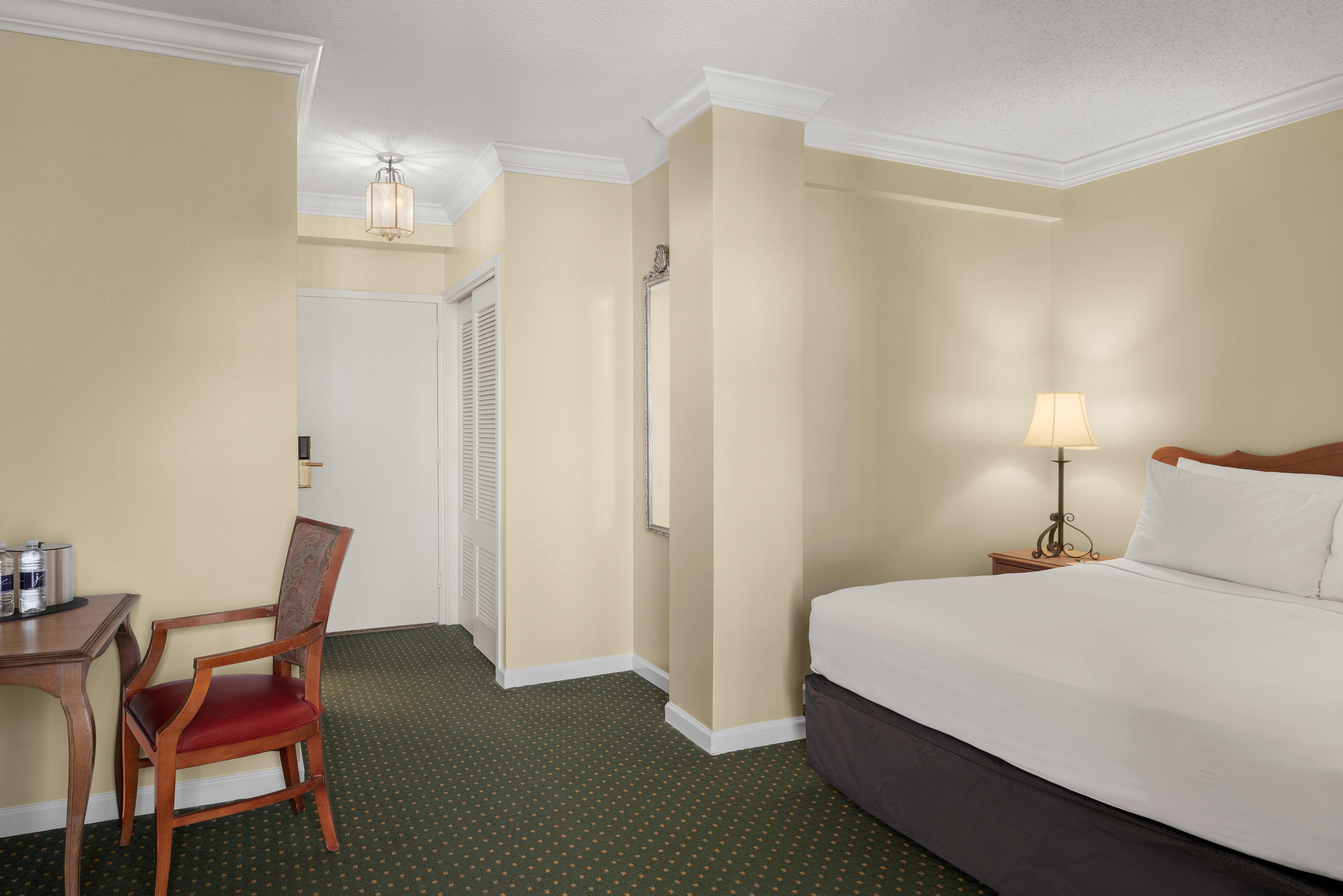 Double Deluxe King Bed