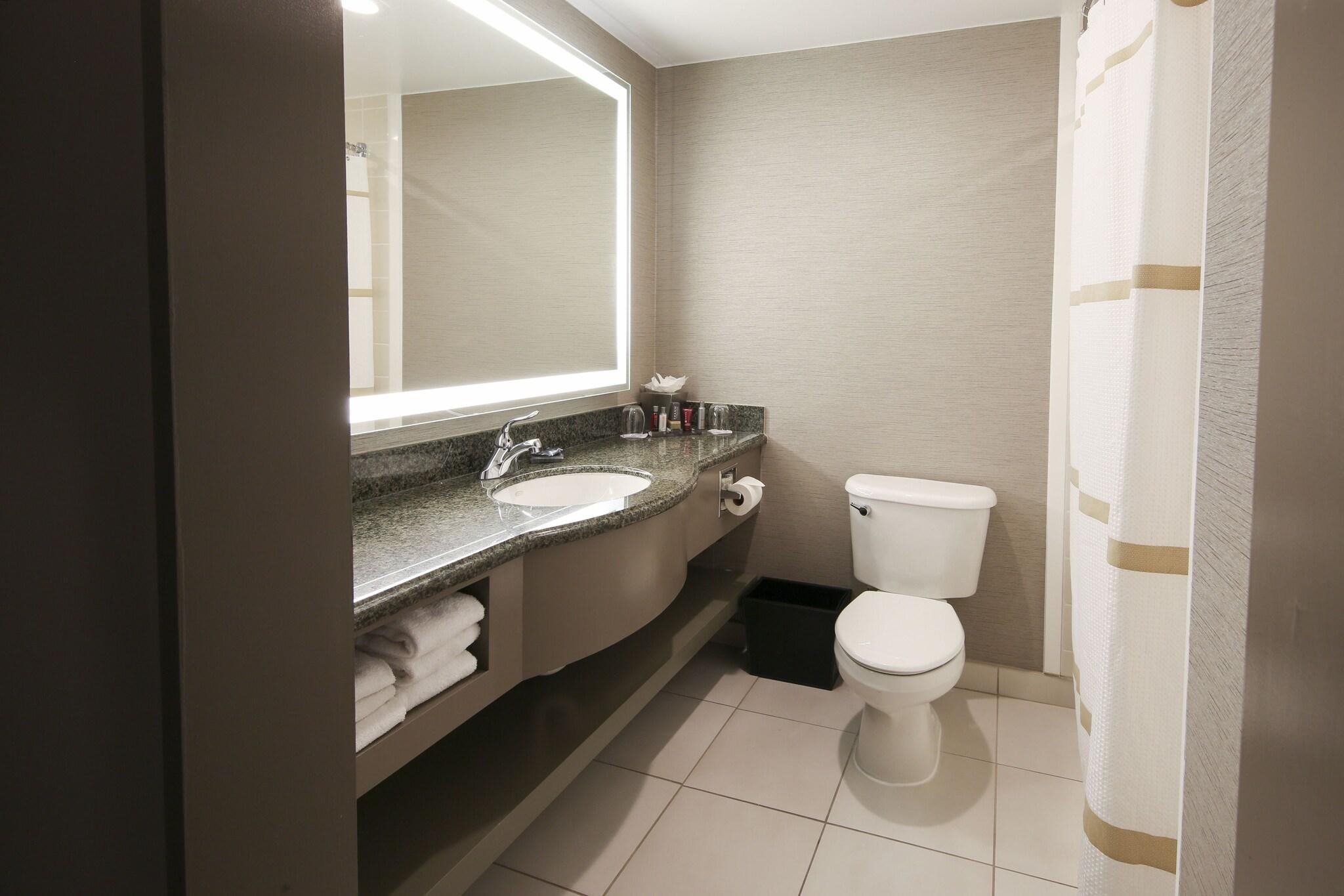 Double Accessible